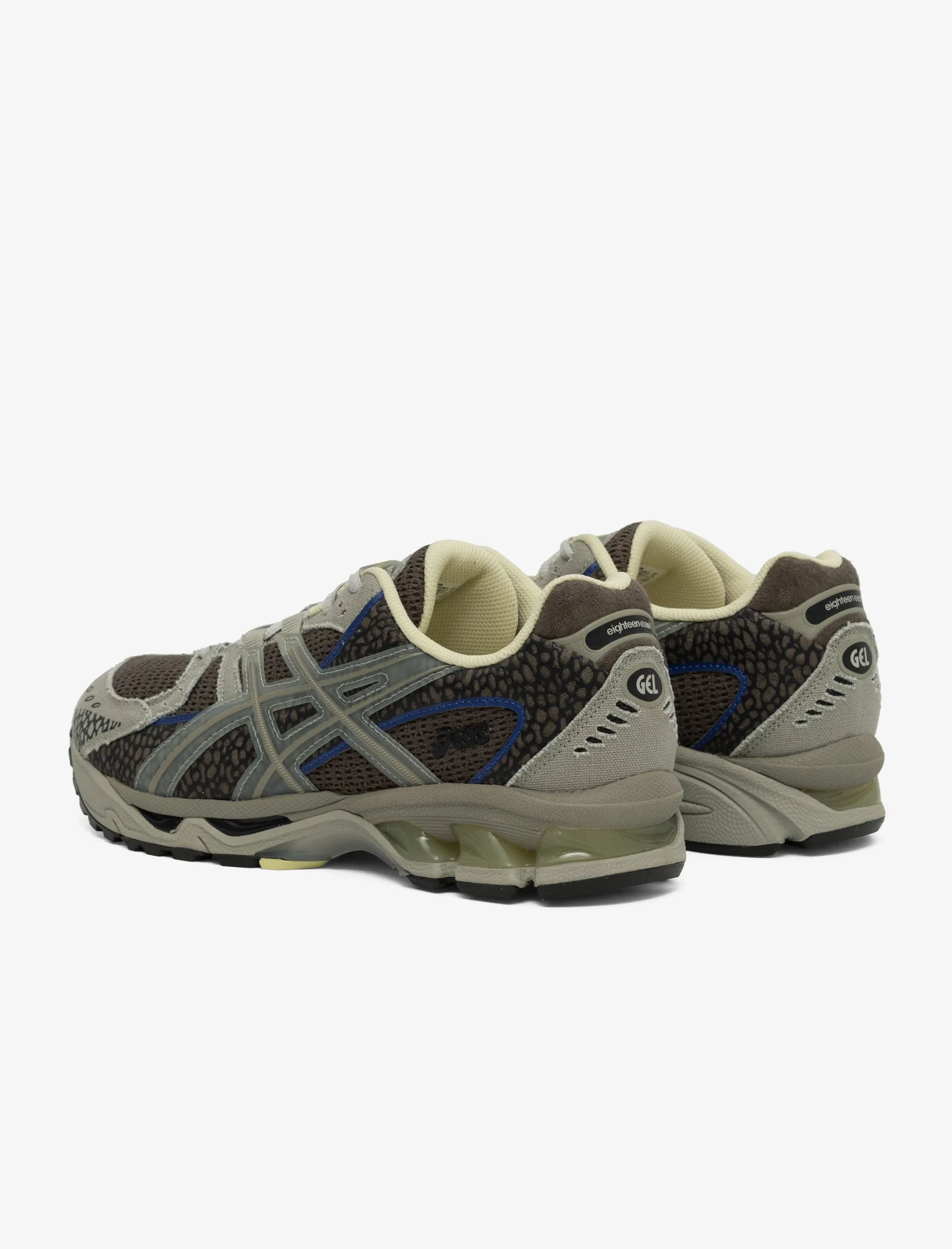 18 East Gel-Nimbus 10.1 (Canteen) Slim Shape No Tie Fit