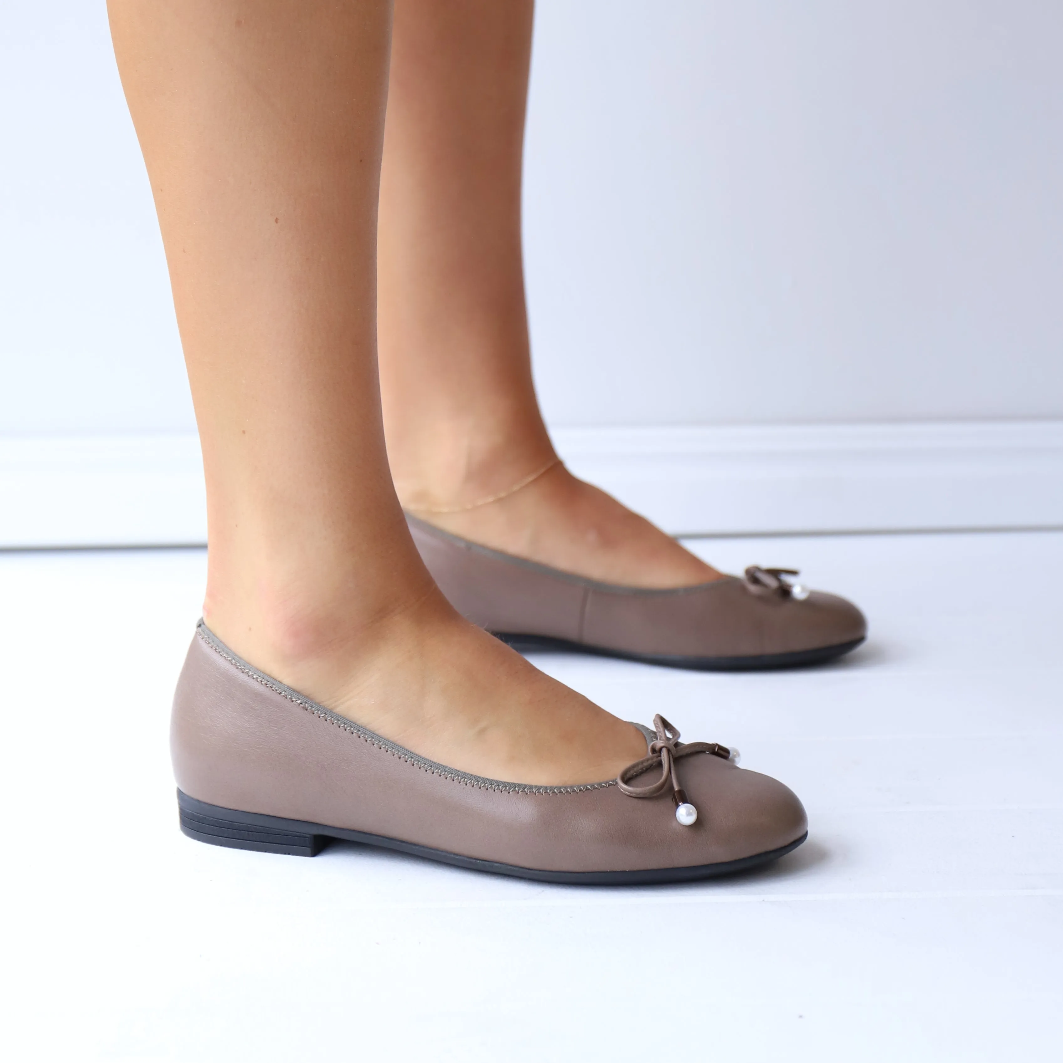 supportive shoes Vintage Mood 31324 Taupe Leather