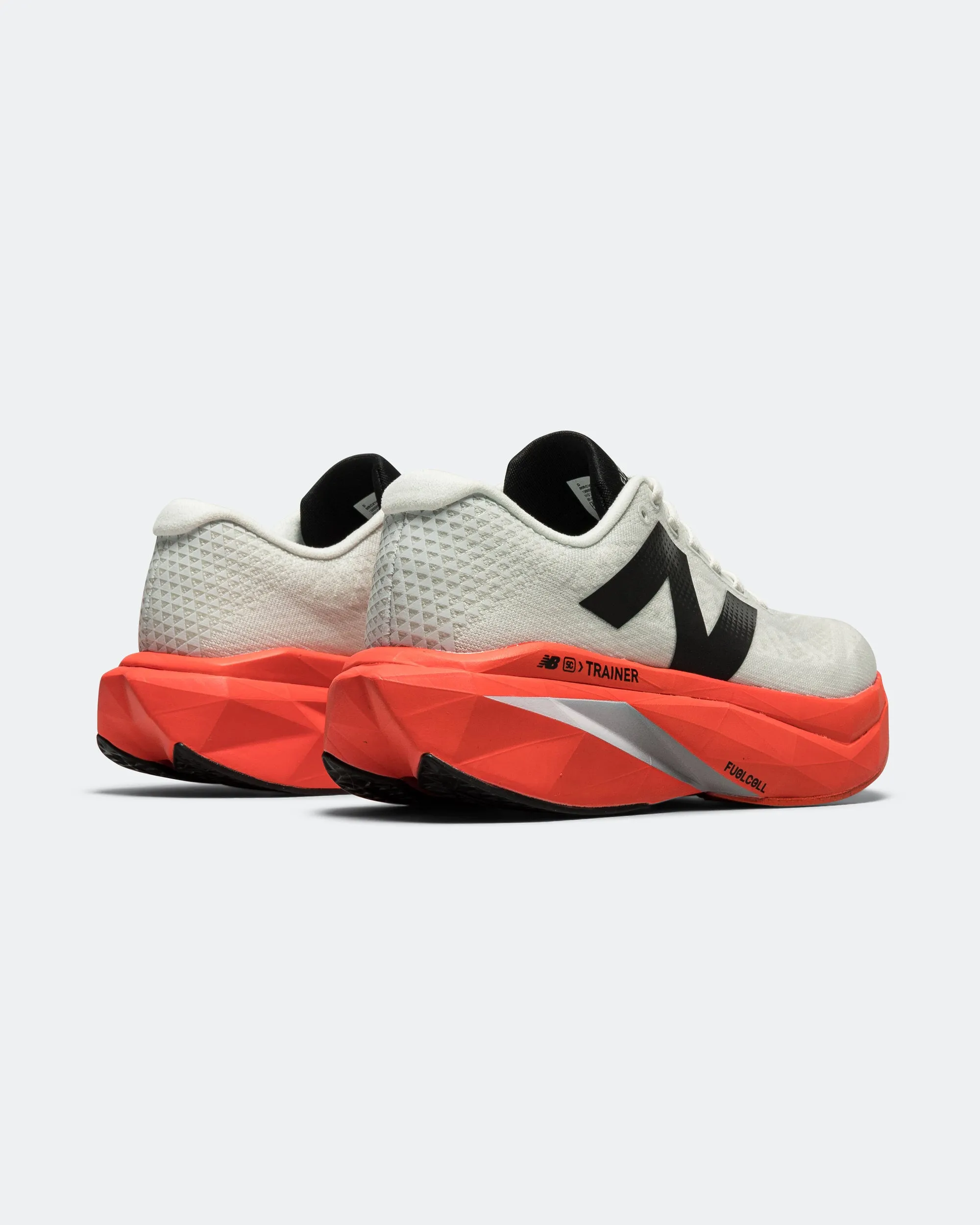 Log Path Mens FuelCell SuperComp Trainer v3 - Urgent Red/Sea Salt-Black