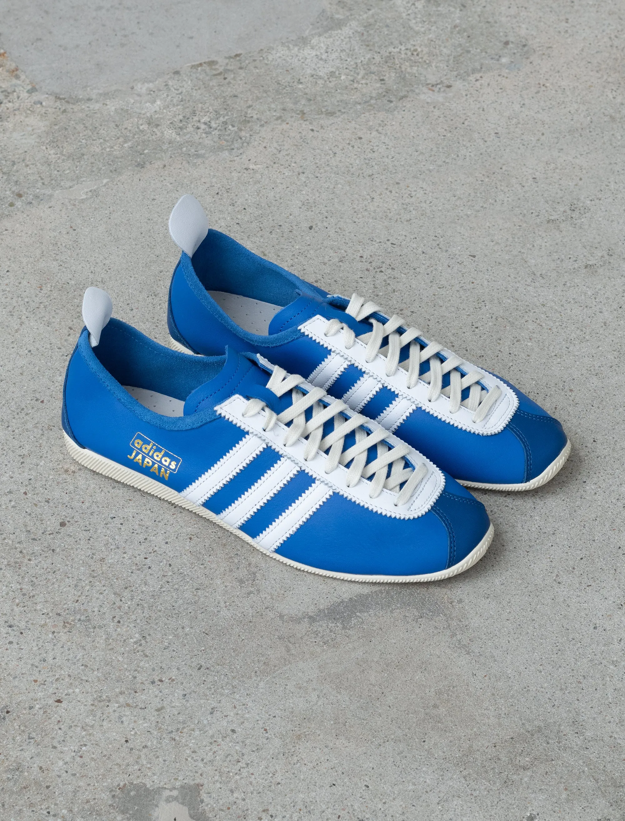 Japan (Bright Royal/Cloud White) Padded Tongue Resort Ready