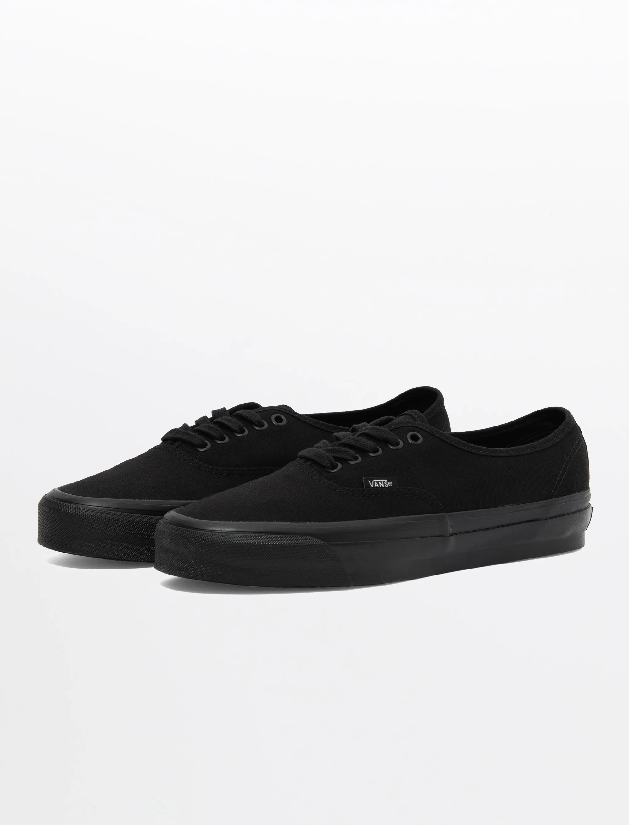 Chic Basics Authentic Reissue 44 LX (Black/Black)