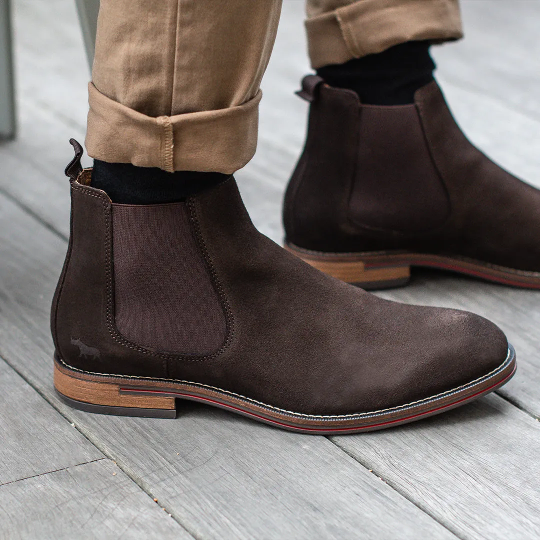 Padded Interior Weekend Wanderer Distressed finish Winner Chelsea Boots Dark Brown Suede