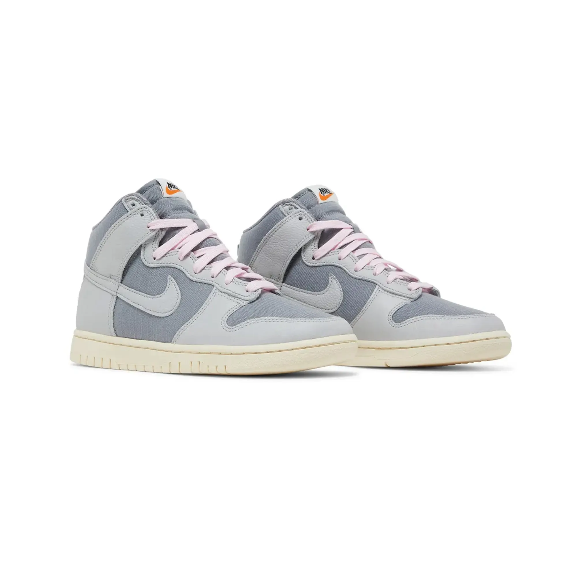 Anatomically Shaped Footbed Nike Dunk High Prm 'Certified Fresh Grey Fog' (2022)