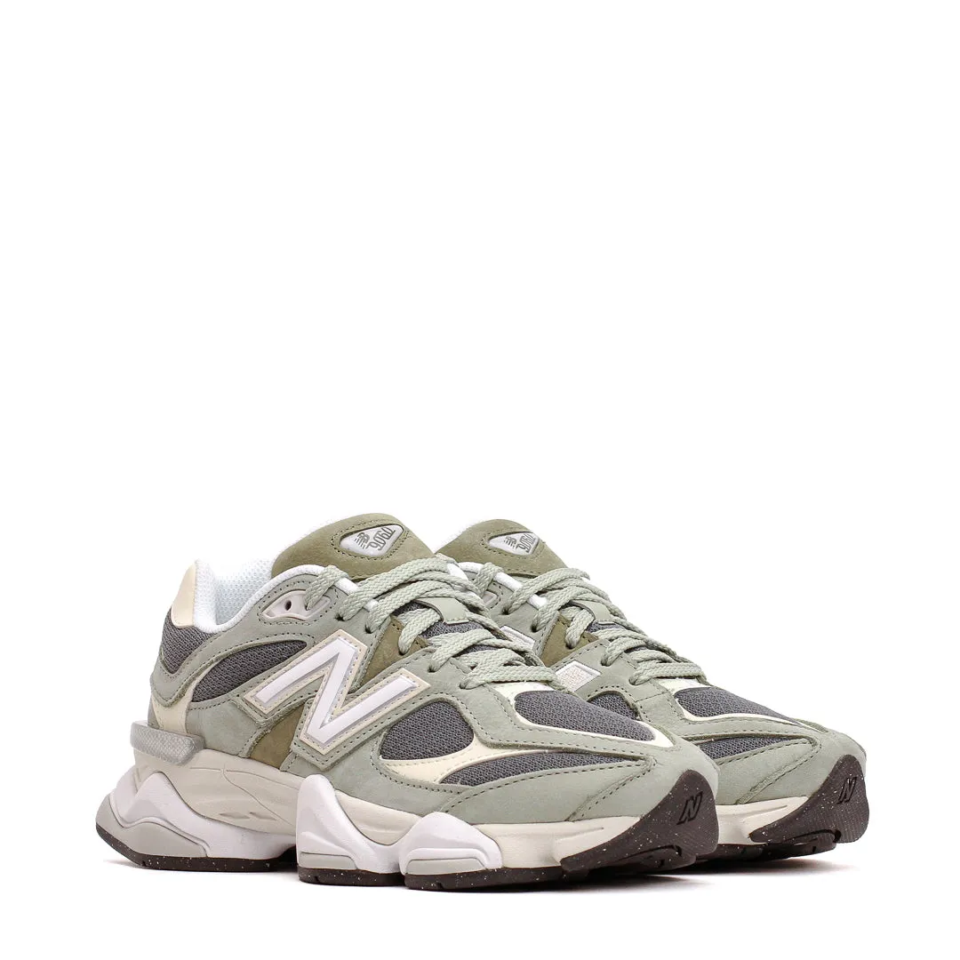 running with a GPS tracker Supportive arch New Balance Unisex 9060 Garter Snake U9060CTD