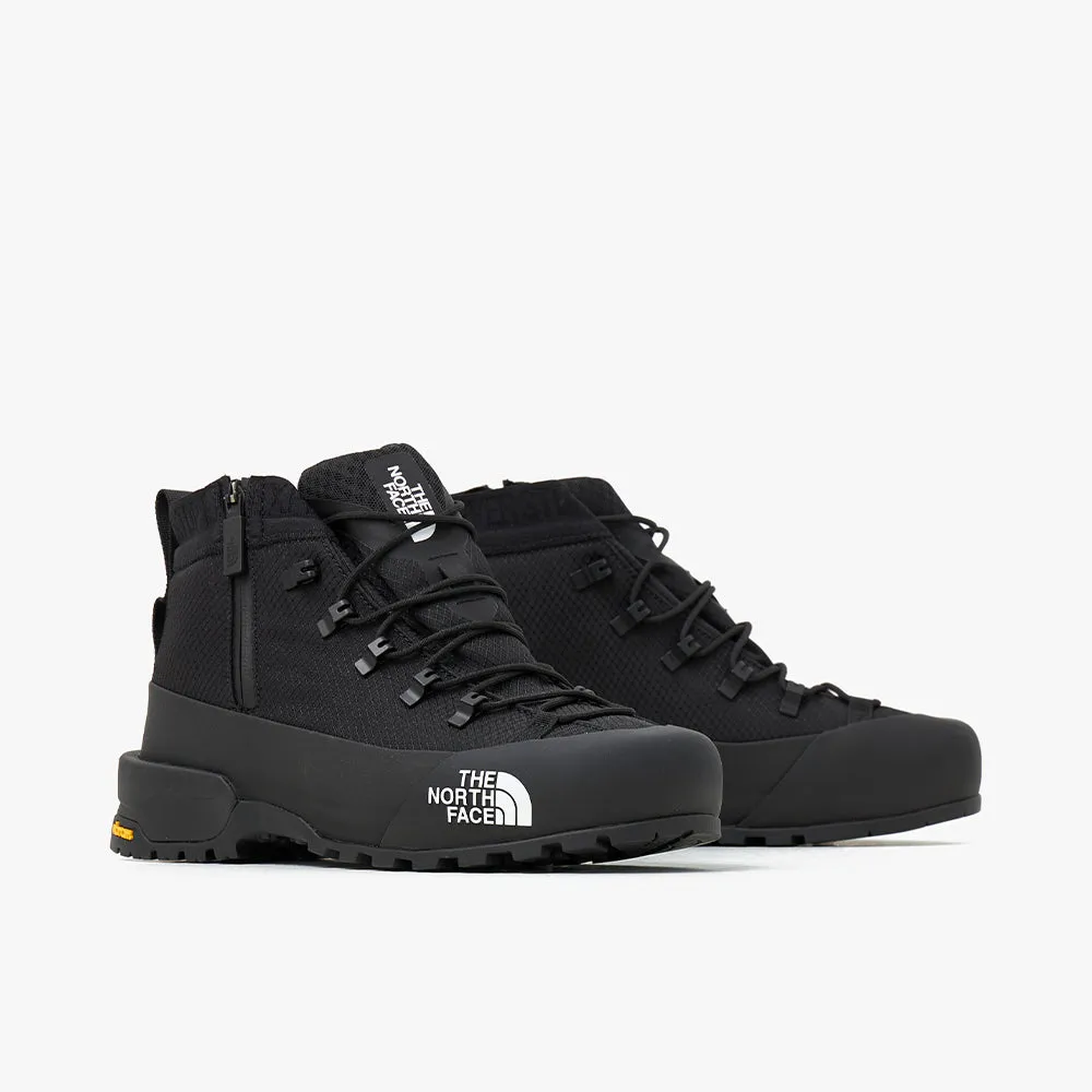 The North Face Glenclyffe Zip Black / Black Relaxed Design Elastic laces