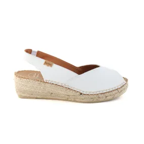 Friend Meet BERNIA White