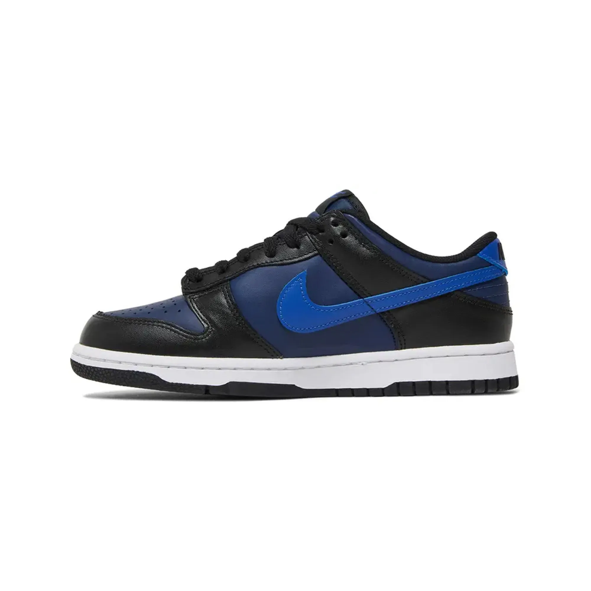 Contrasting Colors Nike Dunk Low 'Midnight Navy' GS (2022)