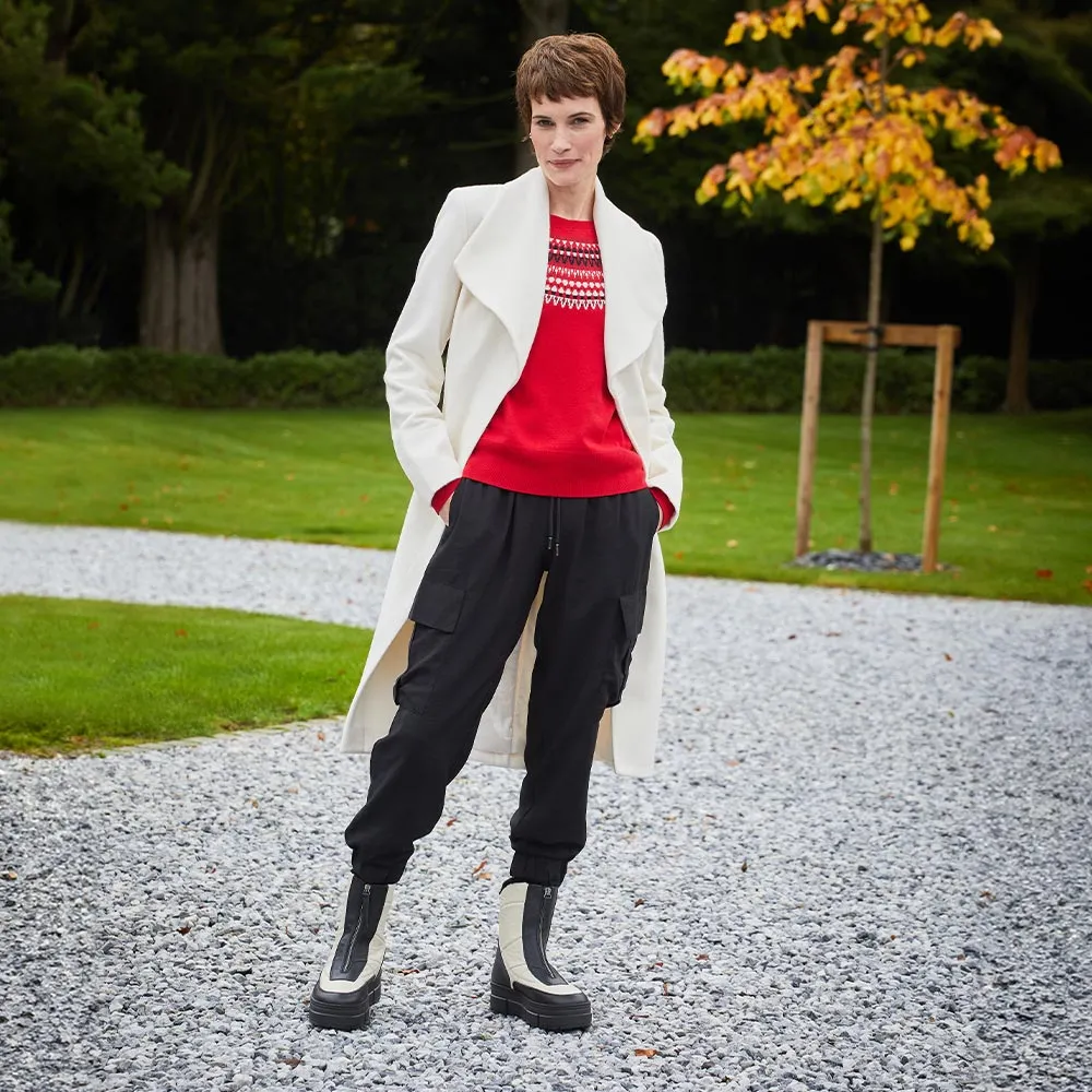 Blizzard: Black & Cream Leather & Shearling Desert Hike Wave Hike