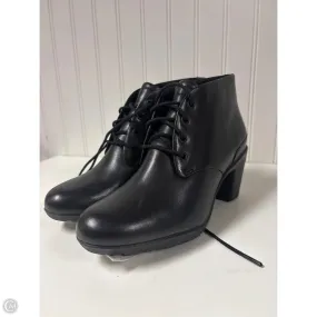 Cushioned heel Boots Ankle Heels By Clarks In Black, Size: 7
