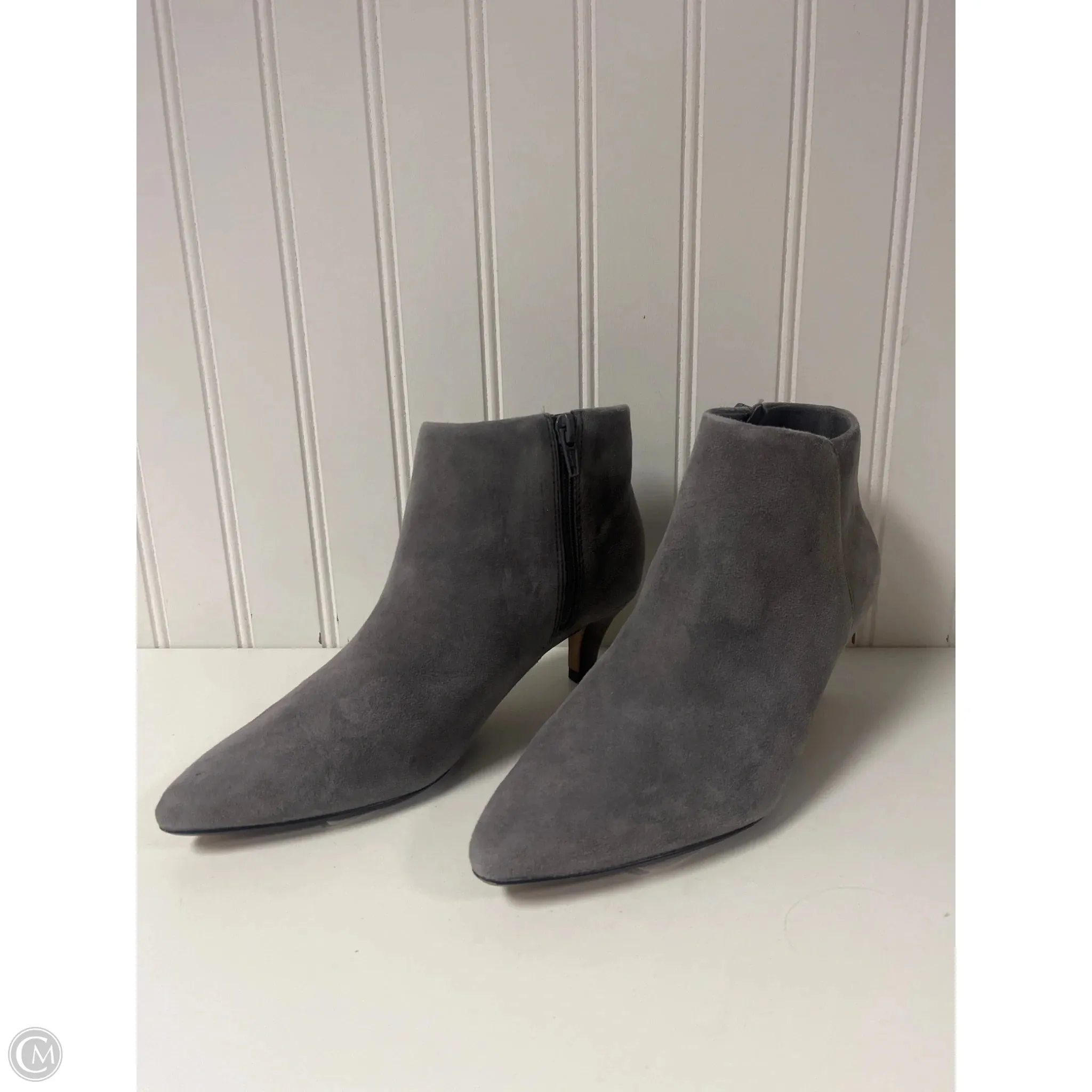 Boots Ankle Heels By Clarks In Grey, Size: 5.5 Comfort foam