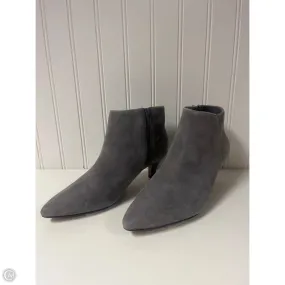 Boots Ankle Heels By Clarks In Grey, Size: 5.5 Comfort foam