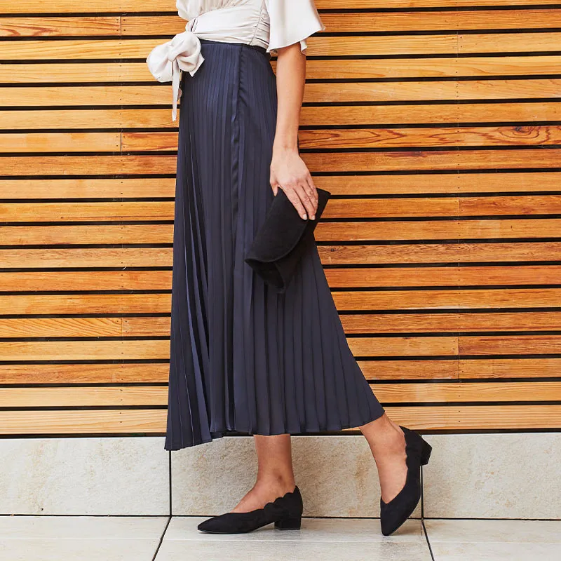 Nova: Black Suede Sturdy Outsole