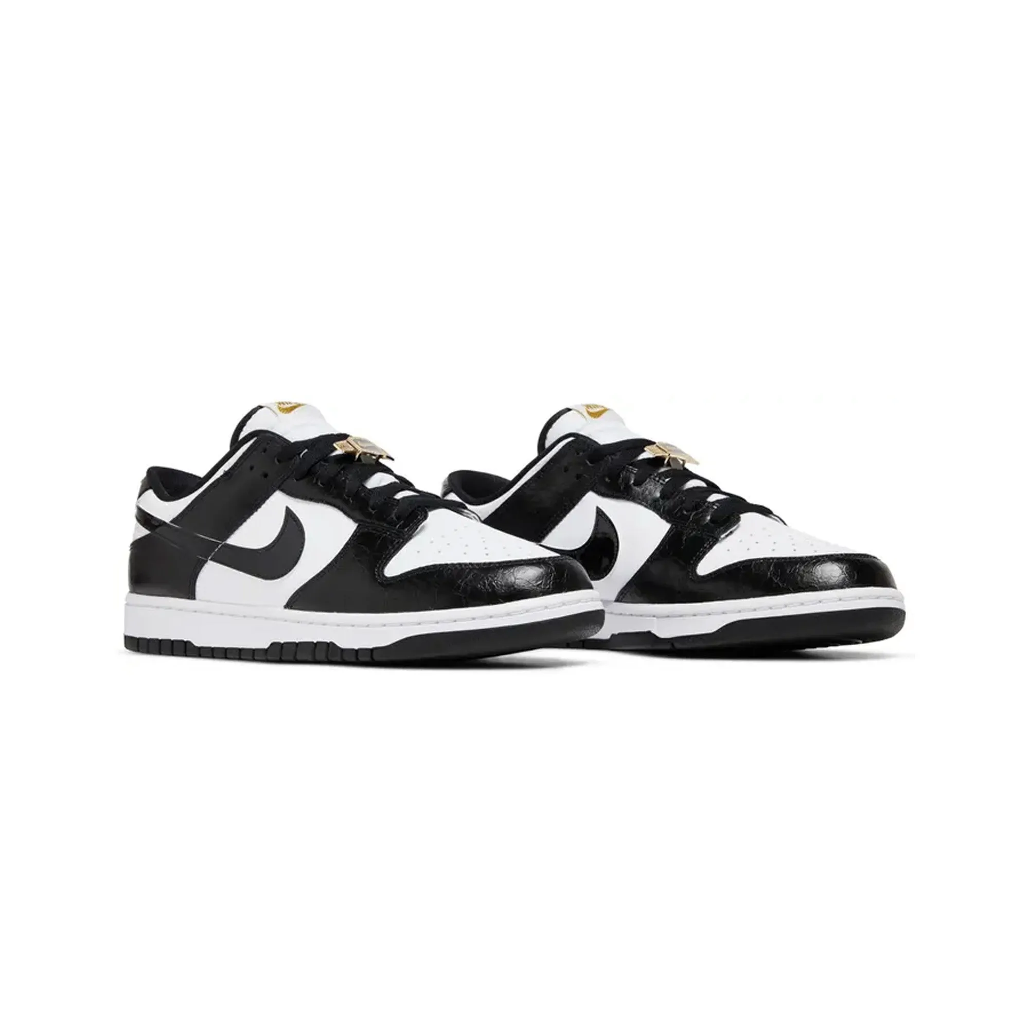Dunk Low SE 'World Champs Black White' (2022) Light Touch