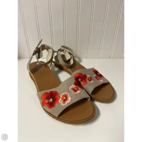 Classic Lines Cozy Motion Sandals Flats By Kenneth Cole Reaction In Taupe, Size: 10