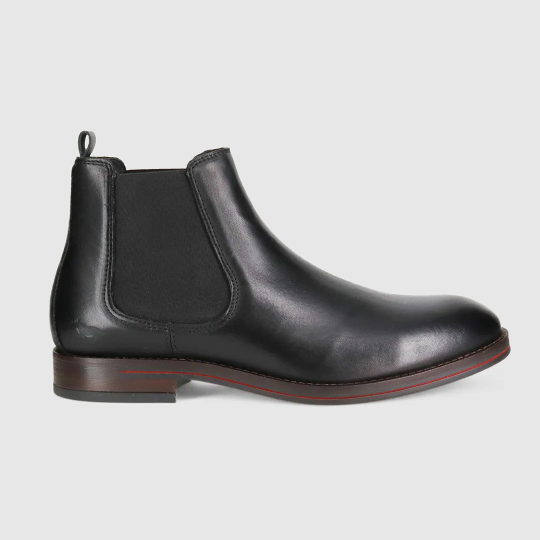 zipper Winner Chelsea Boots Black