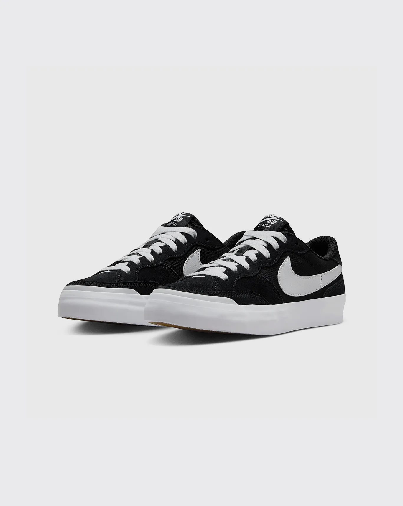 Nike SB Zoom Pogo Plus Women??s Shoe - DV5469-001 Basic Form Subtle Edge