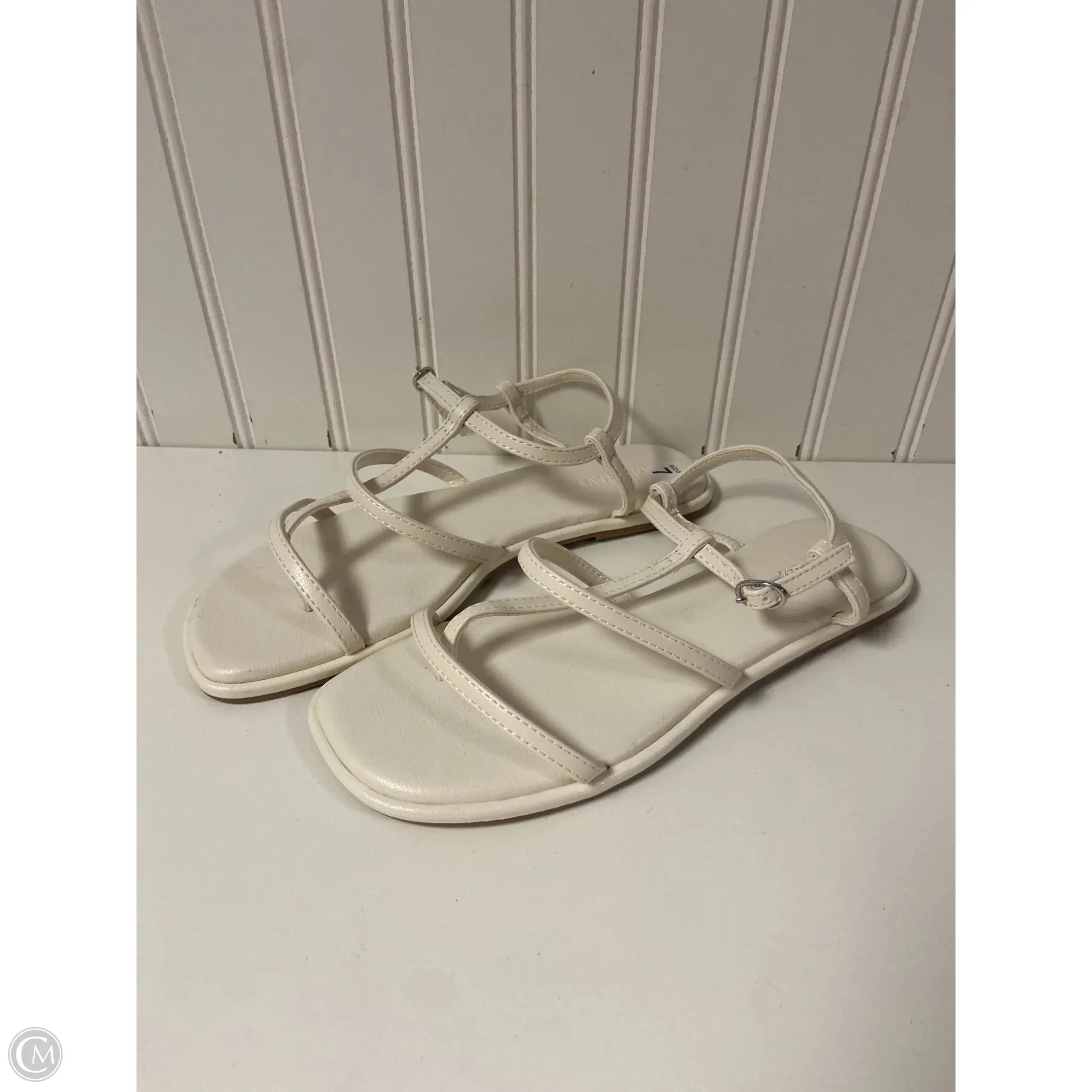 Stone Path Sandals Flats By Old Navy In White, Size: 7