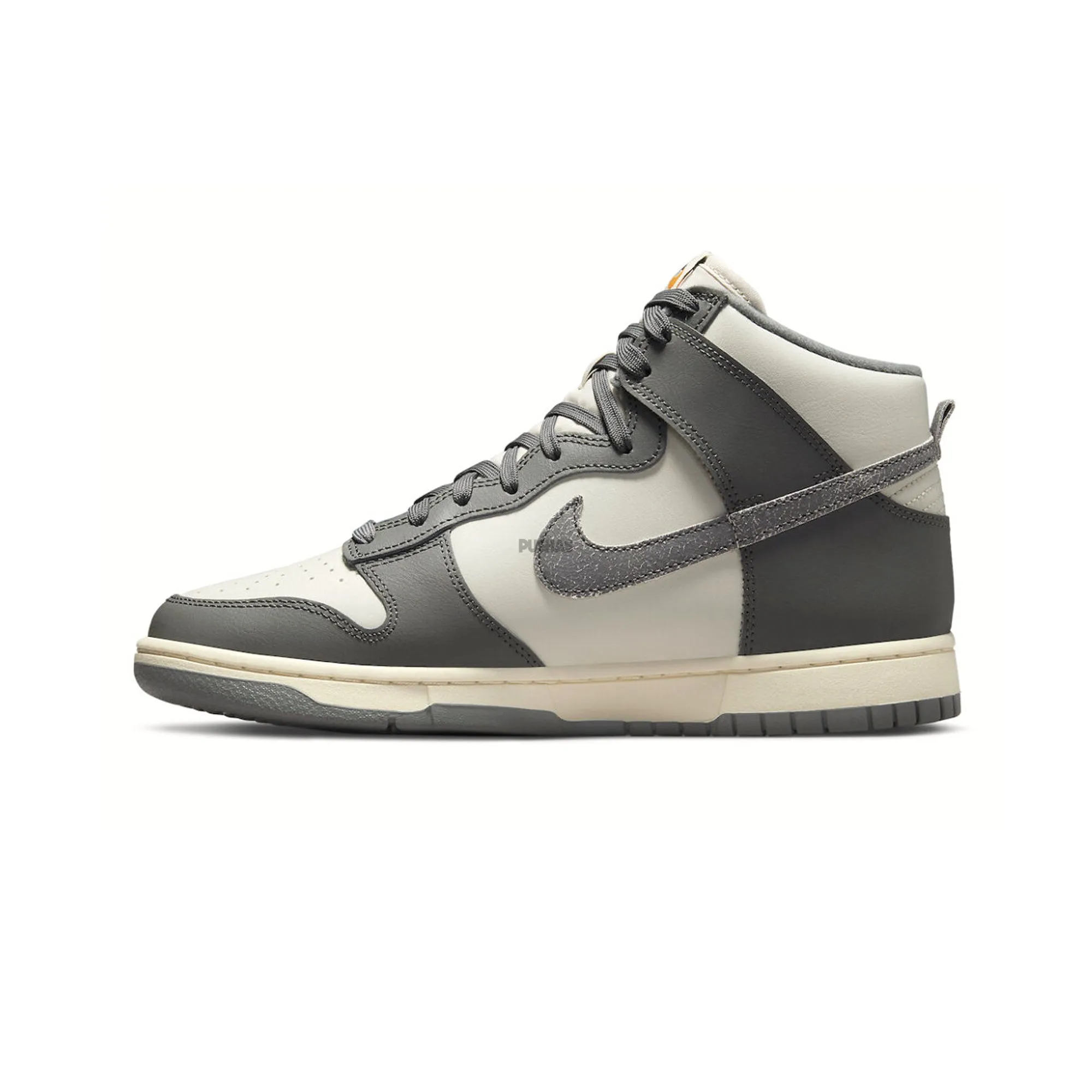 Sophisticated piece Nike Dunk High 'Vintage Light Bone Grey' (2022)