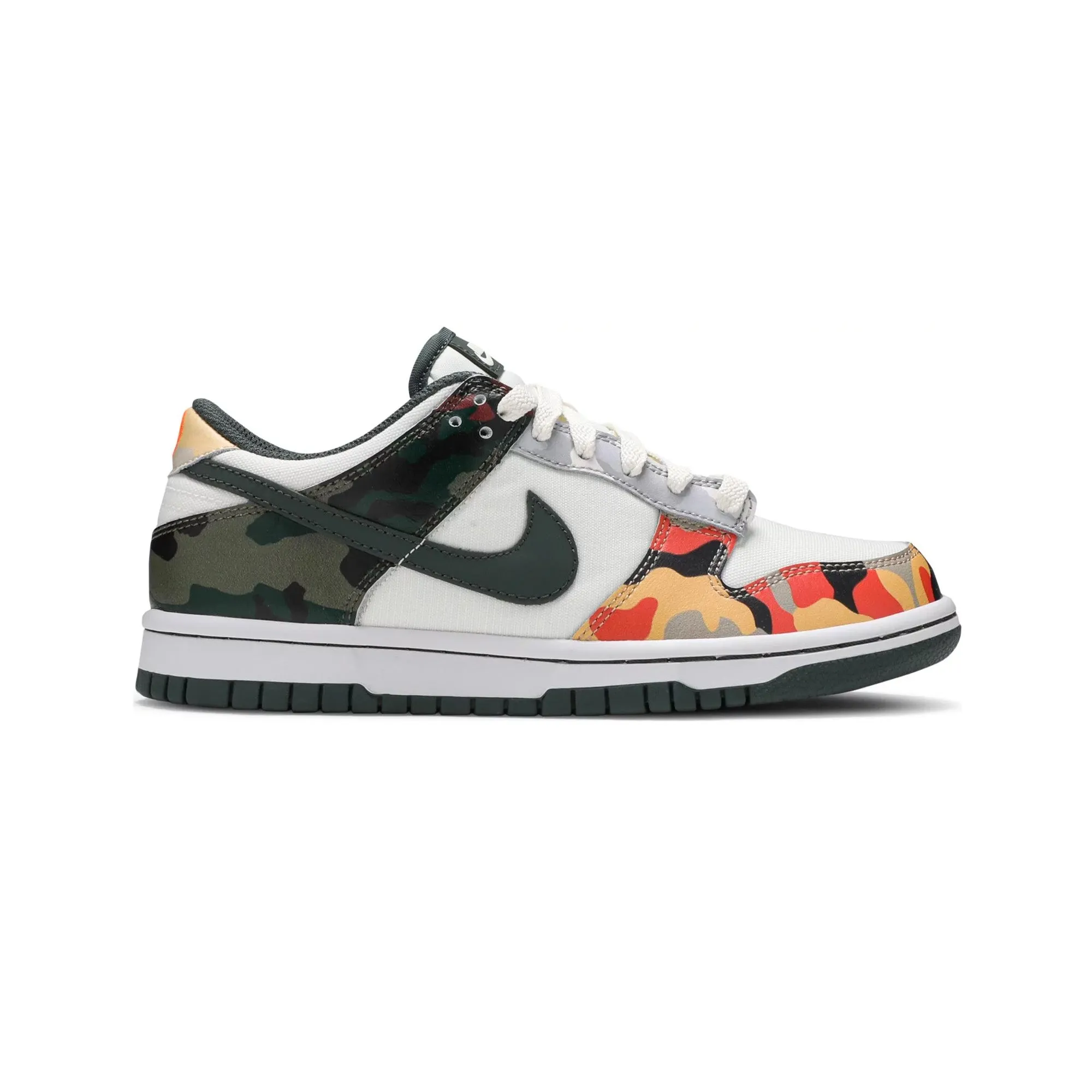 Run Friendly Dunk Low SE 'Sail Multi Camo' GS