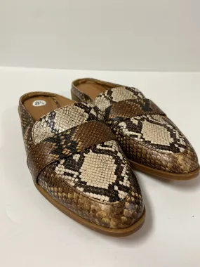 Shoes Flats Mule & Slide By Universal Thread  Size: 6.5 Comfortable Straps Slip On Style