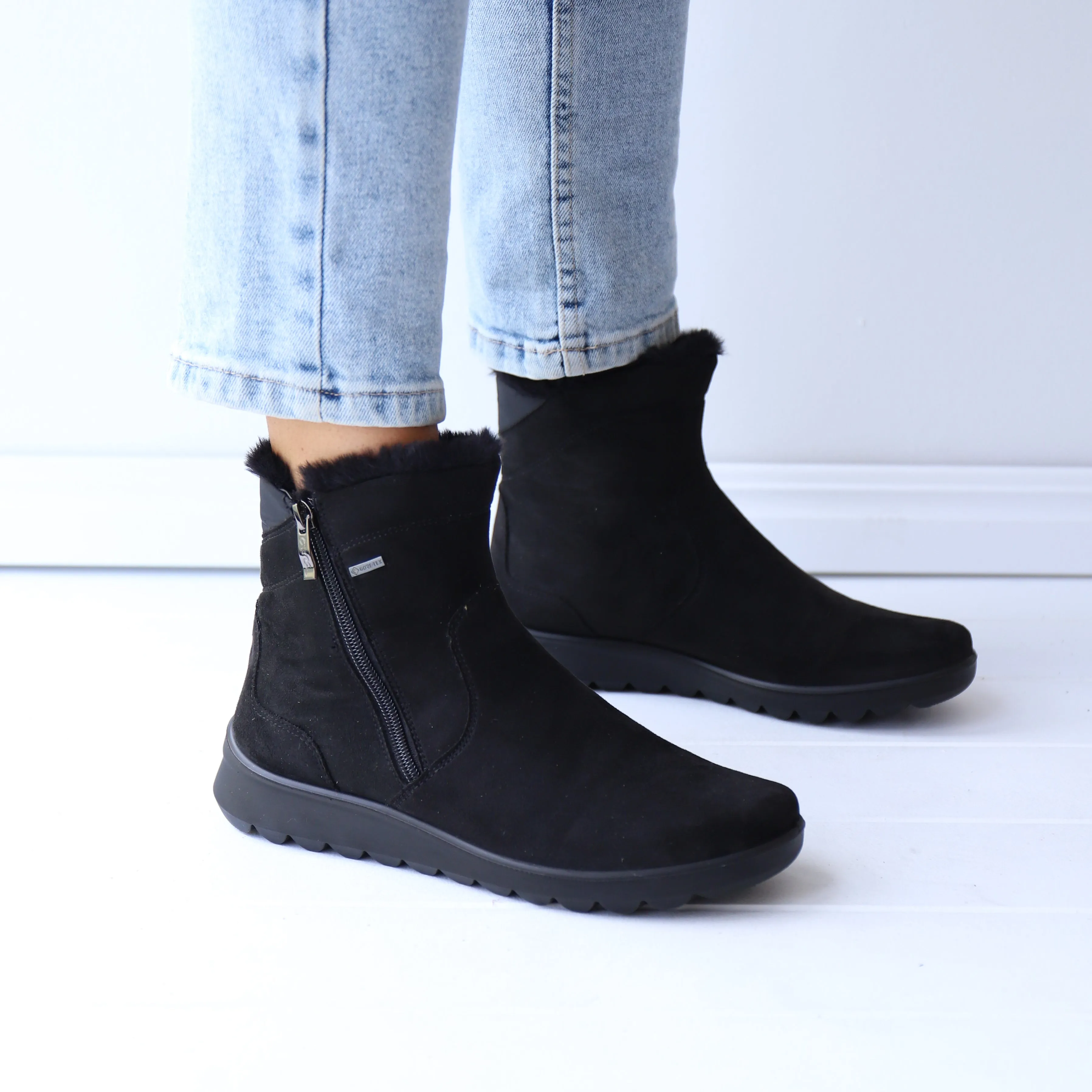 Practical Use Well   Made 40408 Black