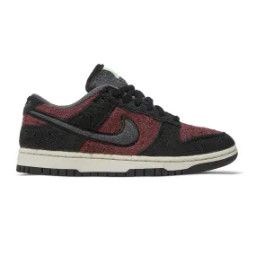 Dunk Low SE 'Fleece Pack Burgundy Crush' W (2022) Fashion-forward flexibility