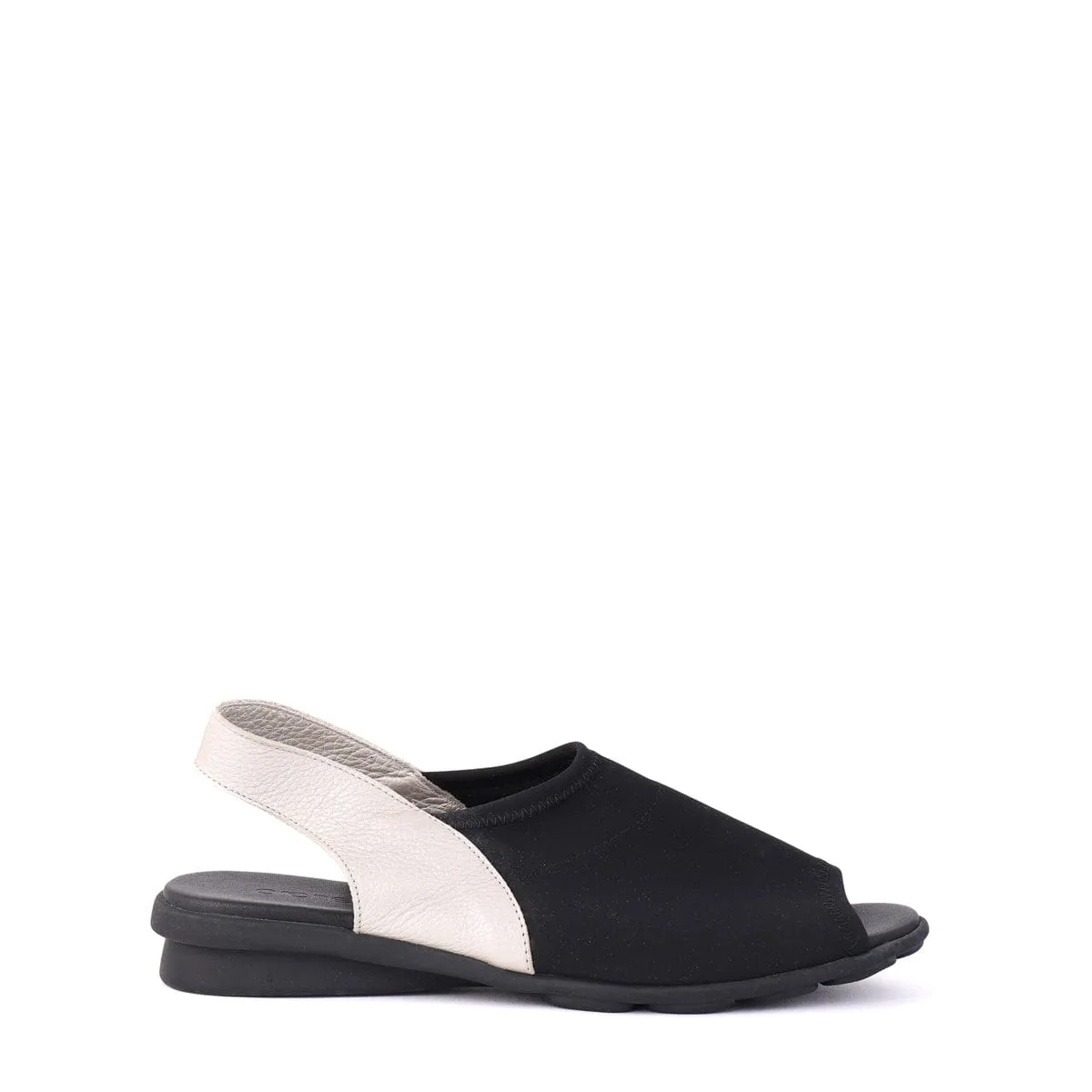 Seam Free Toe Box DAJAC Black And Beige