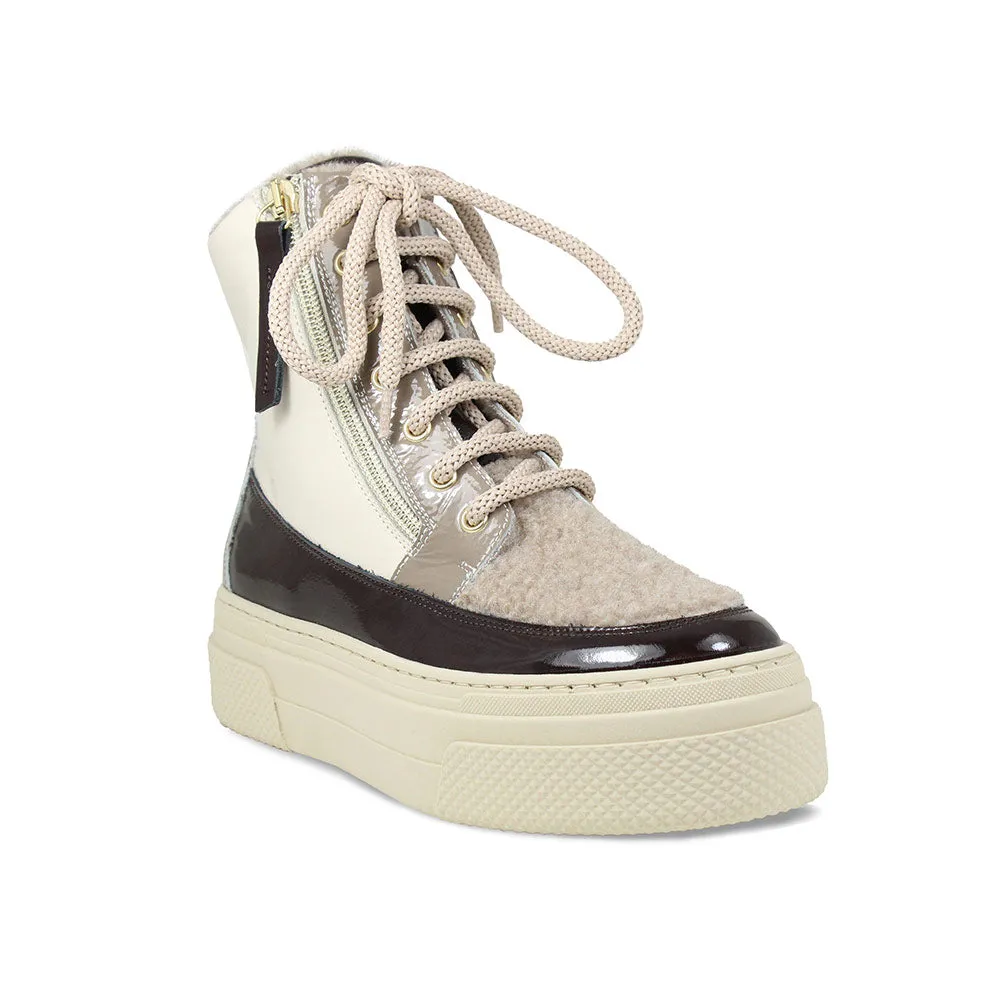 Fashion Daily Moisture Wicking Liner Destiny: Taupe Multi Patent & Wool Lining