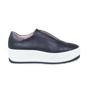 Chase Step Balanced Walk Drama: Navy Leather