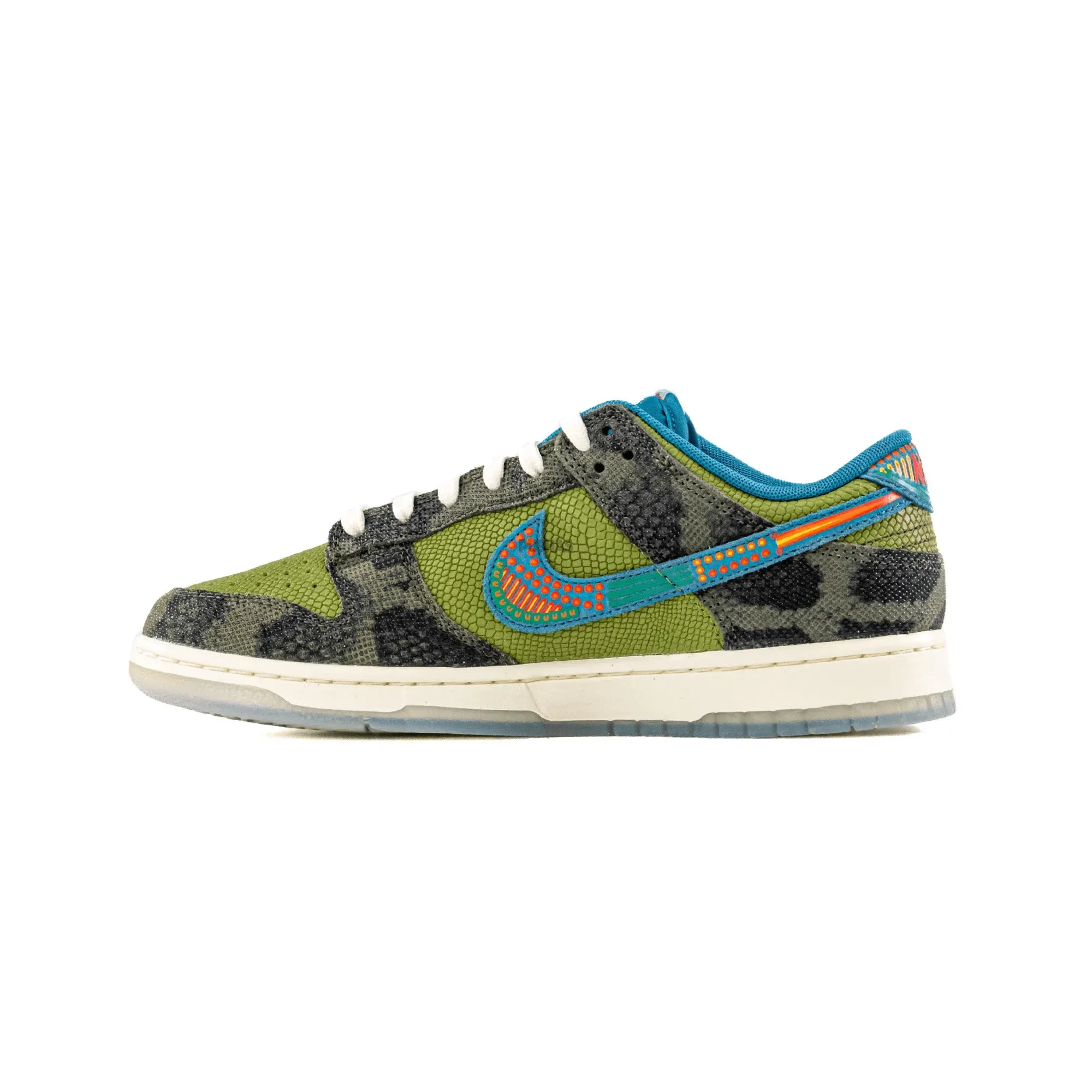 Dunk Low 'Siempre Familia' (2021) Relax Walk