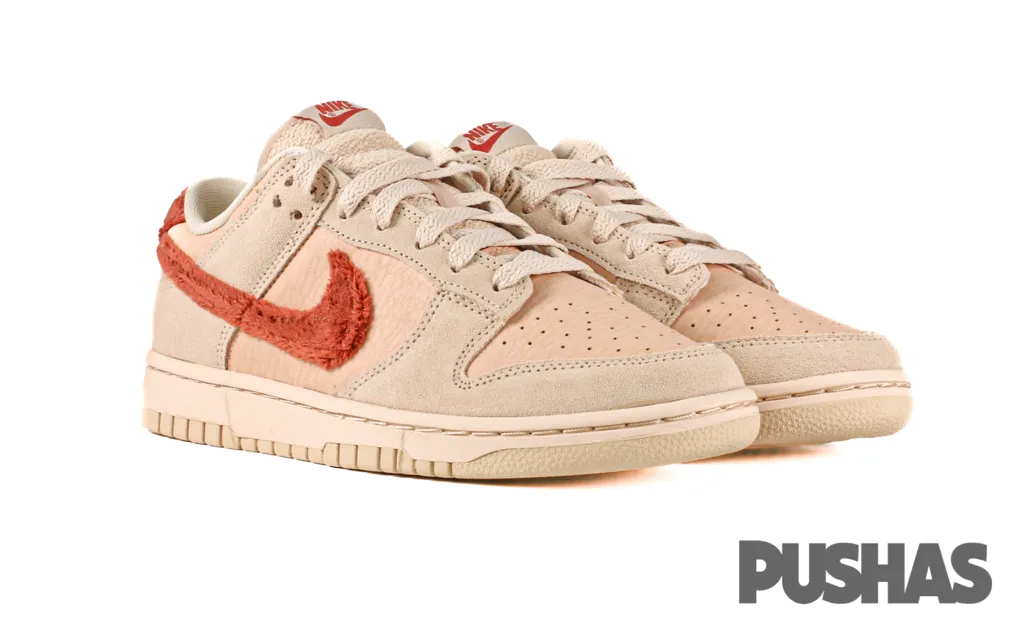 Dunk Low 'Terry Swoosh' W (2022) Eco Friendly Material