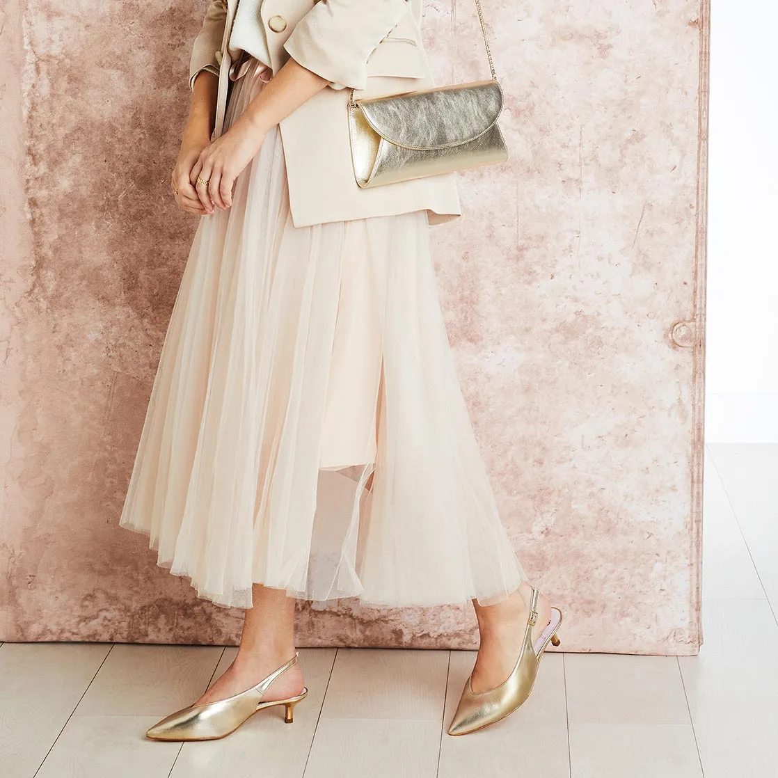 Kara: Gold Leather Day-Long Wear