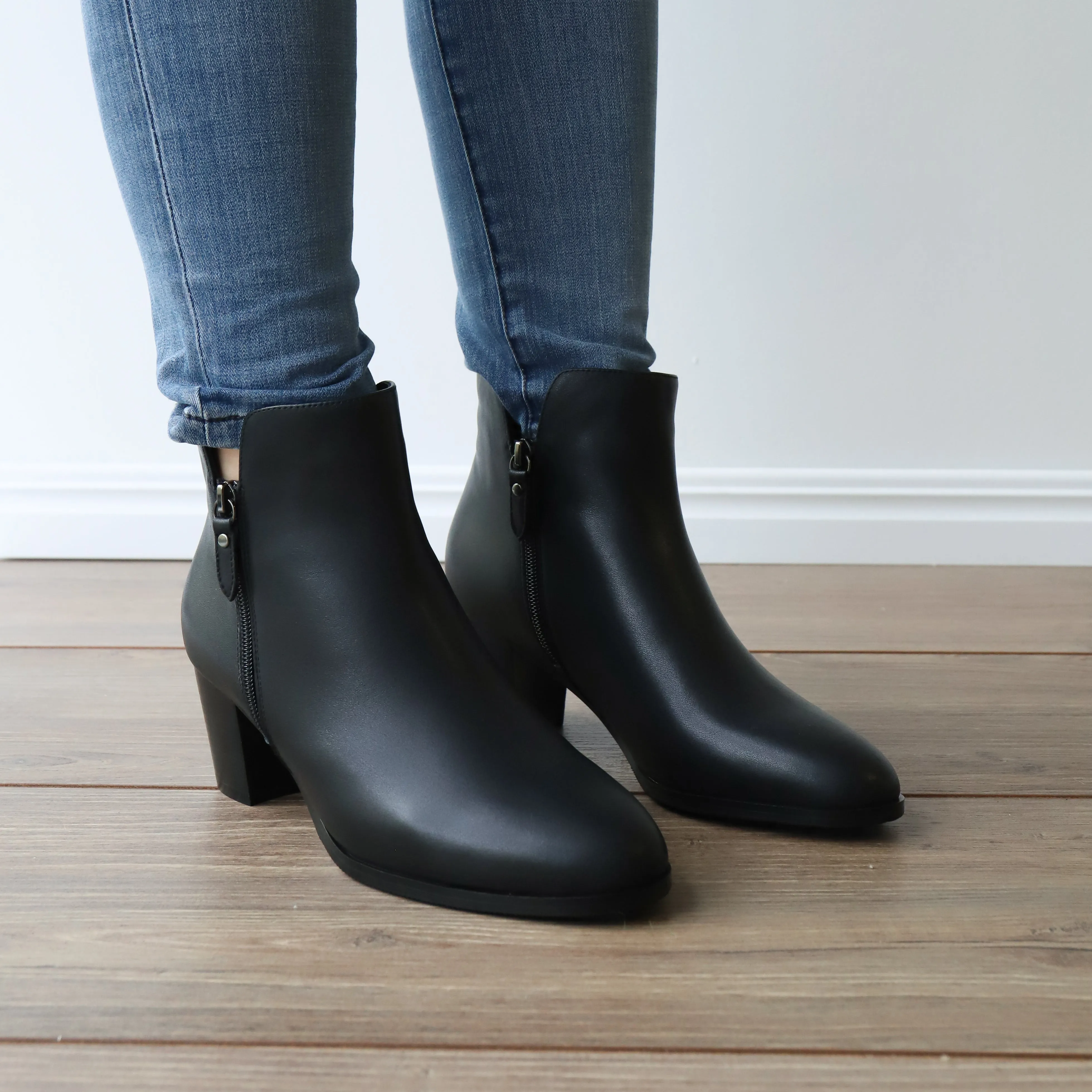 Insulated Rough Trail Hiker RALEIGH Black