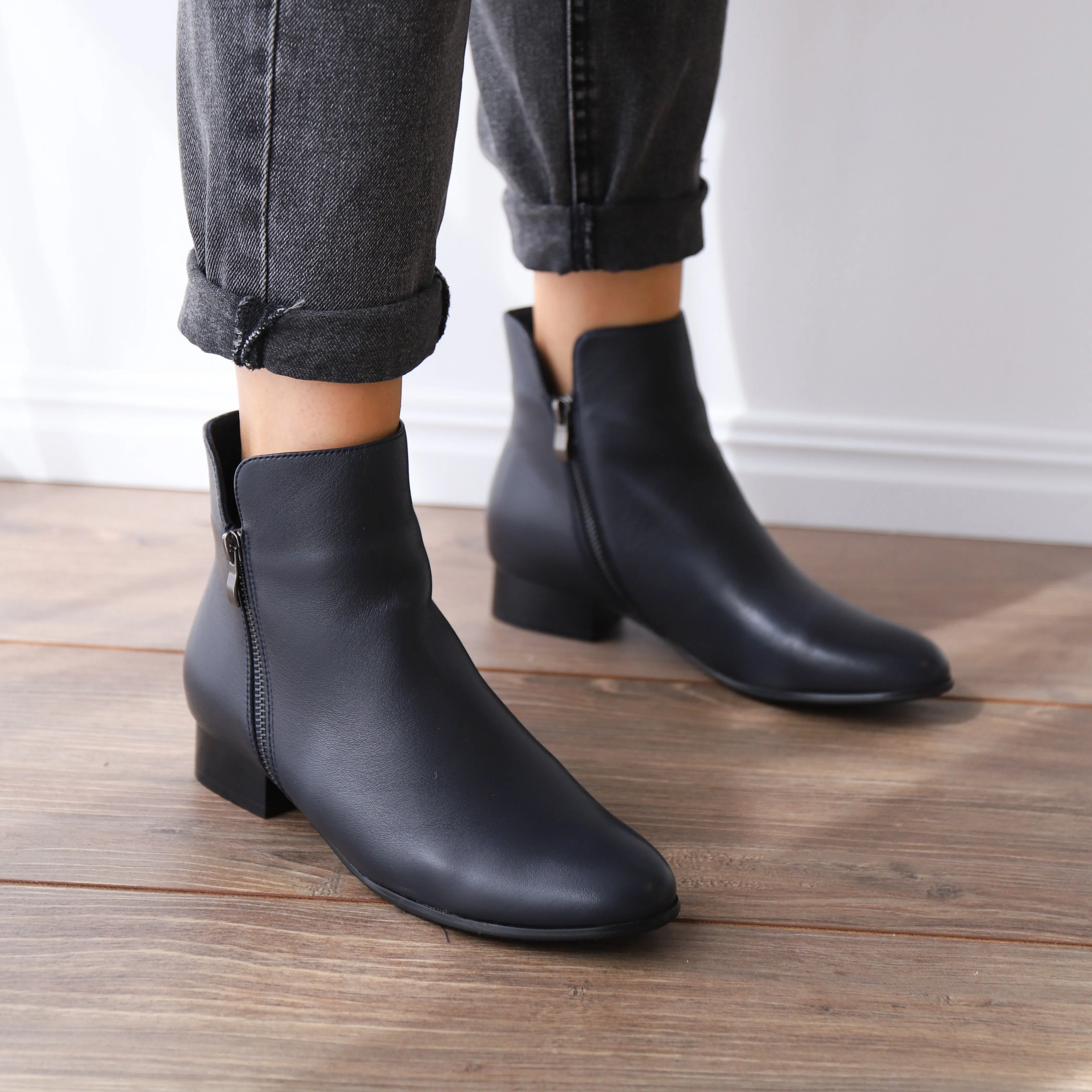 ELLYSE Navy Slip Resistant All Day Wear Comfortable ankle support