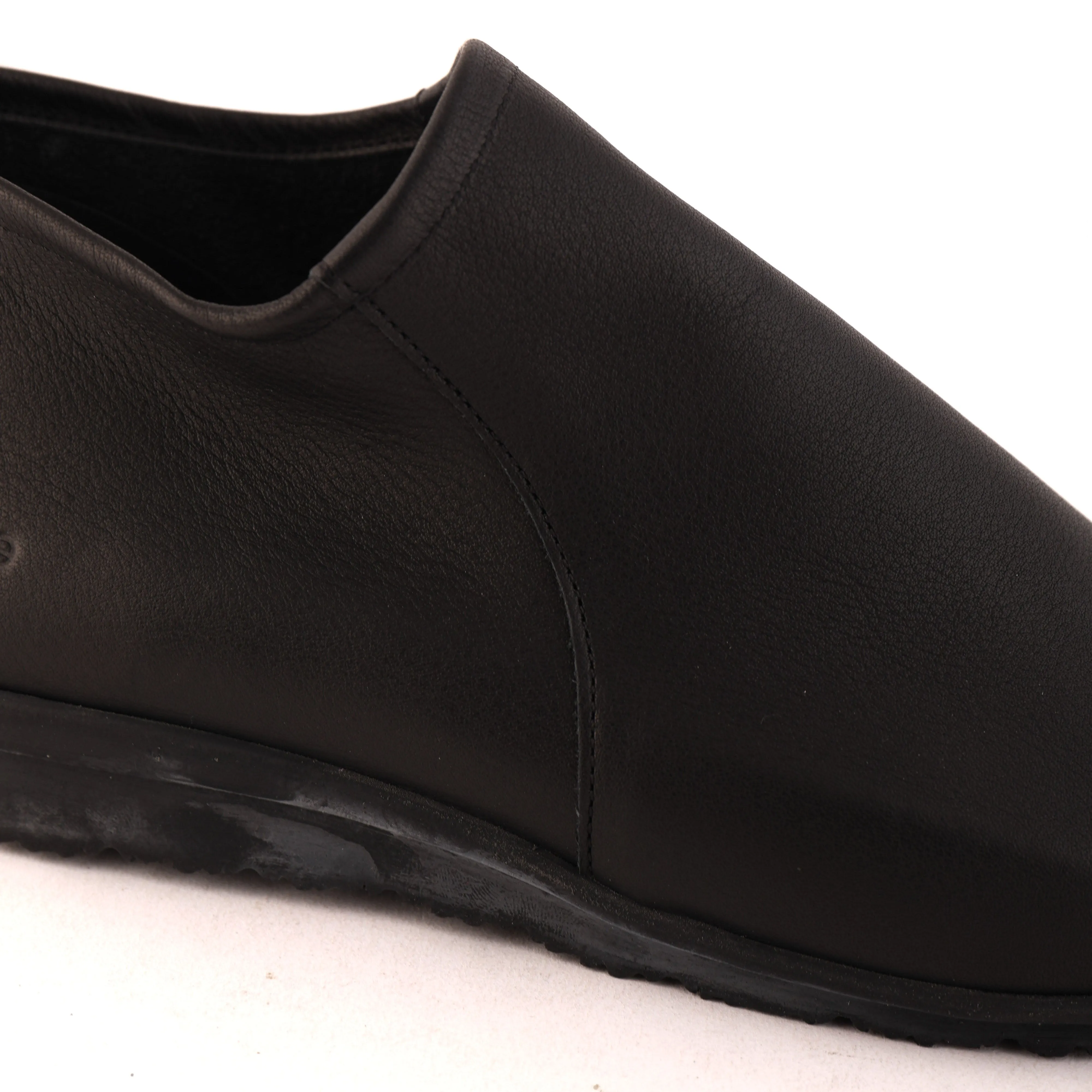 BABYQI Black Durable Shell Urban Traveler