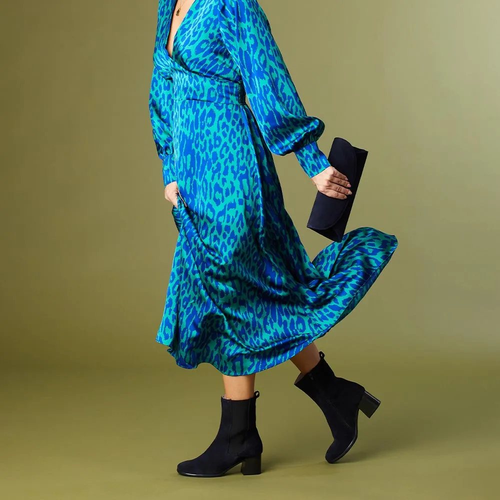 SweatWicking Fern: Navy Suede