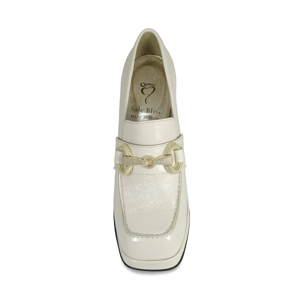 Genevieve: Cream Patent Leather Recycled Outsole