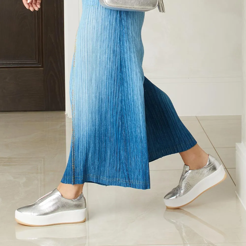 Sunrise Run Neutral Colors Drama: Silver Leather