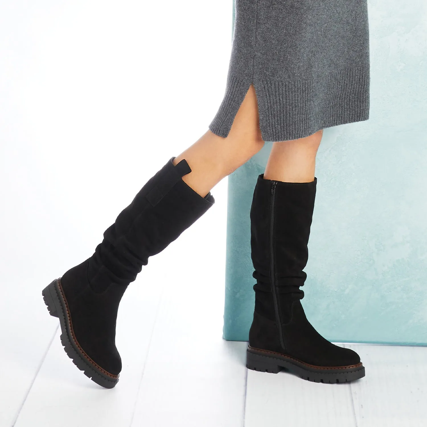 Sloane: Black Suede Cloud Light Stretch Hike