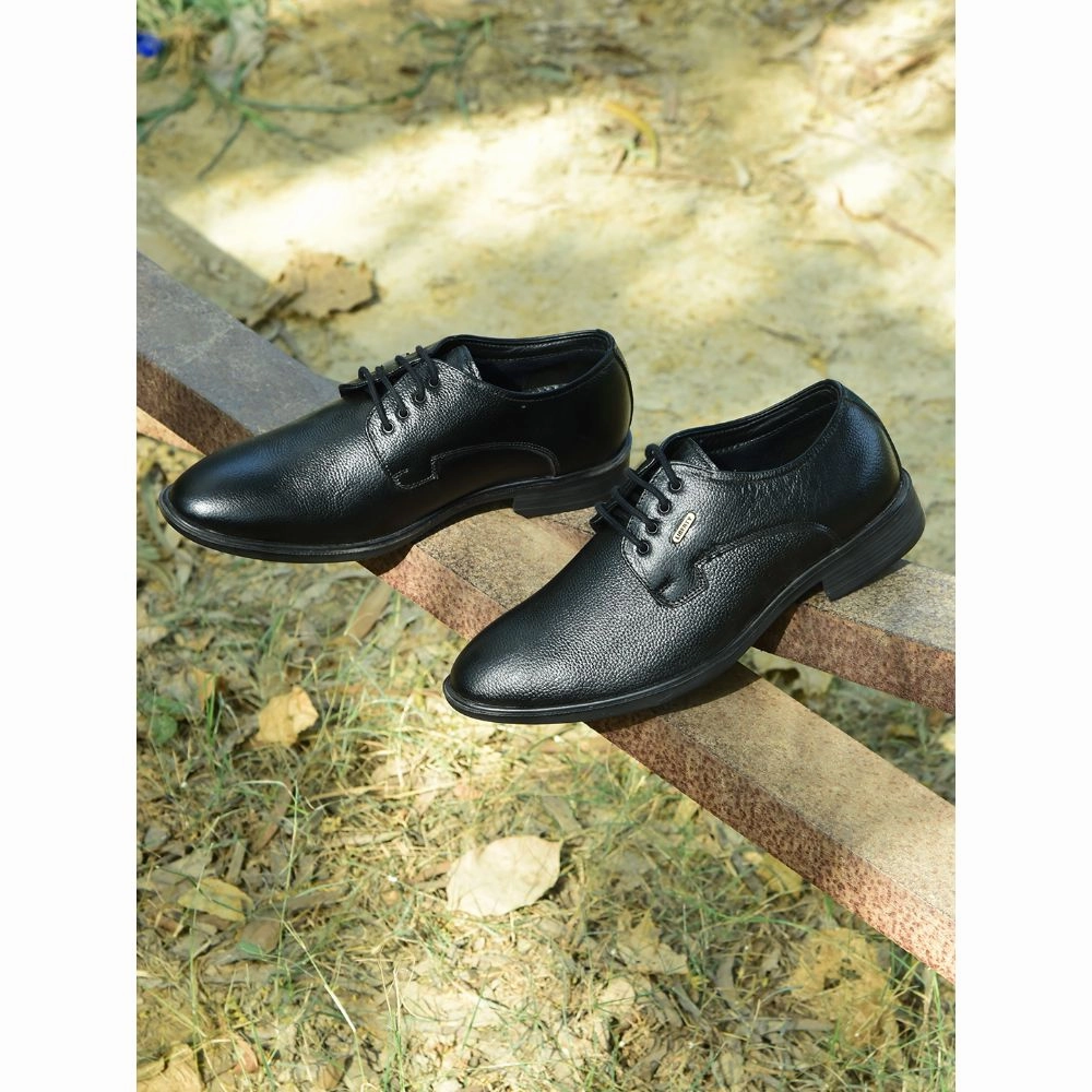 Cushioned Interior Neutral Style Fortune by Liberty Men LOM-605 Black Formal Lacing Derby Shoes