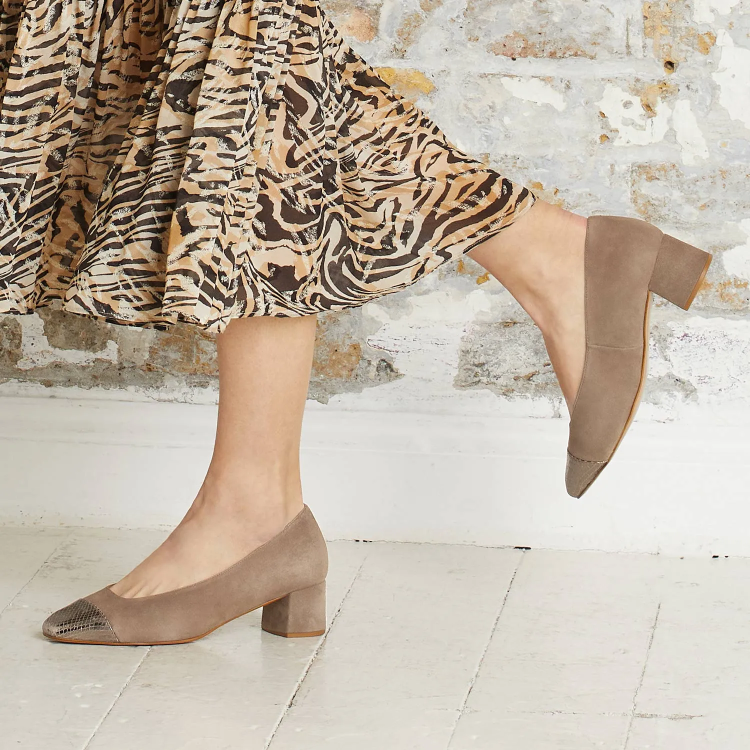 Valencia: Taupe Suede & Snake Spring Sole
