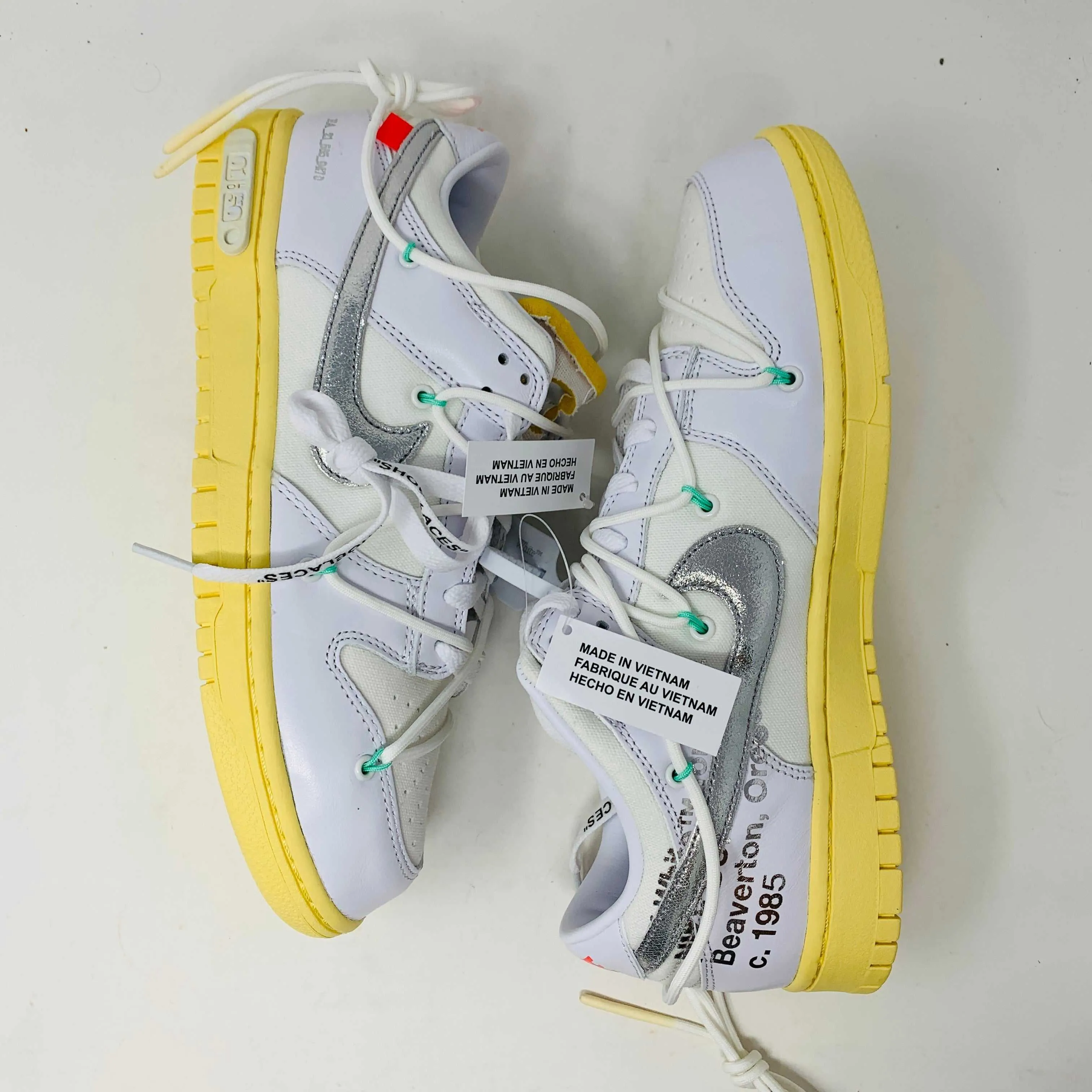 Nike Dunk Low Off White Lot 1 Fashion Step Streamlined wear