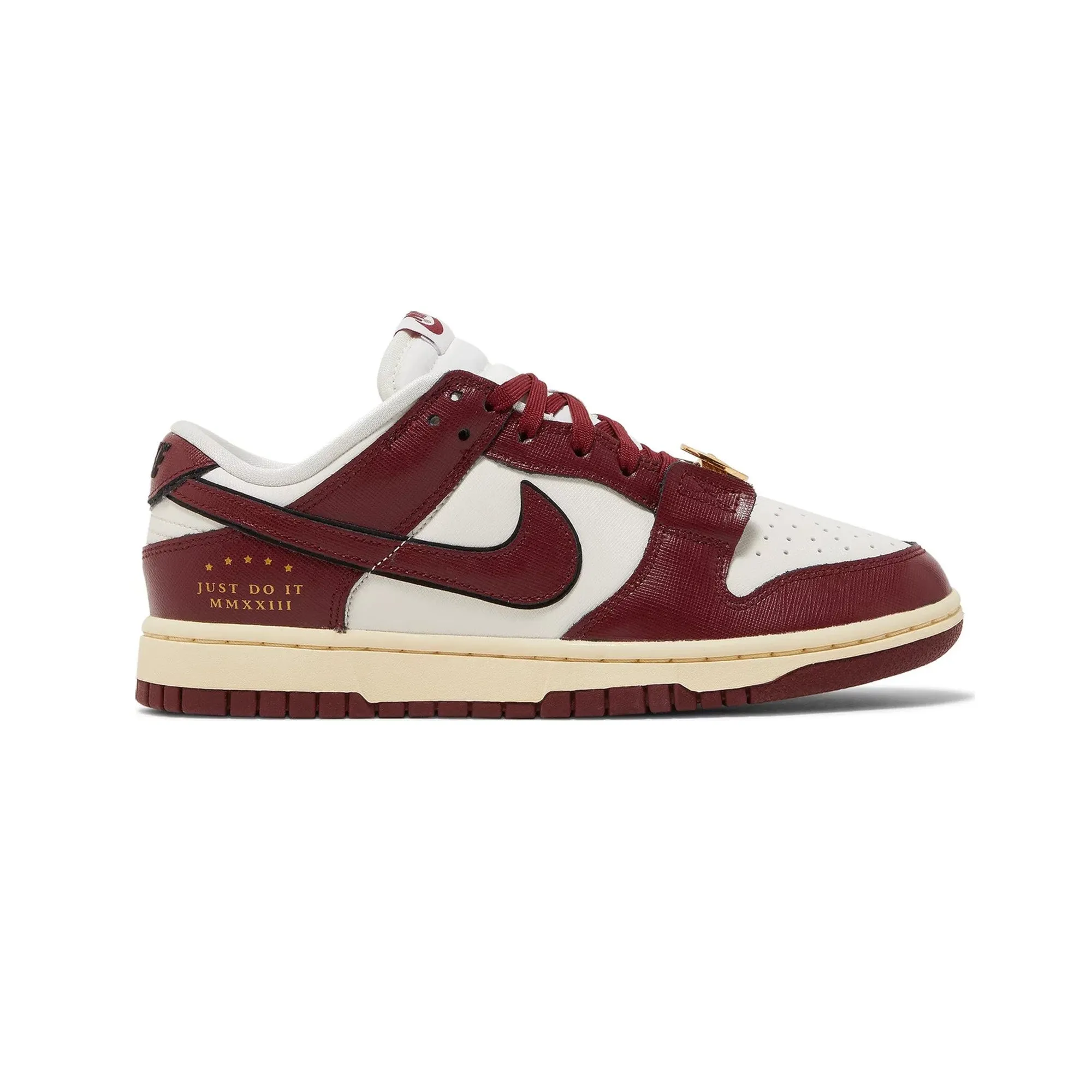 Dunk Low SE 'Just Do It Sail Team Red' W (2023) Zip Up Supportive grip