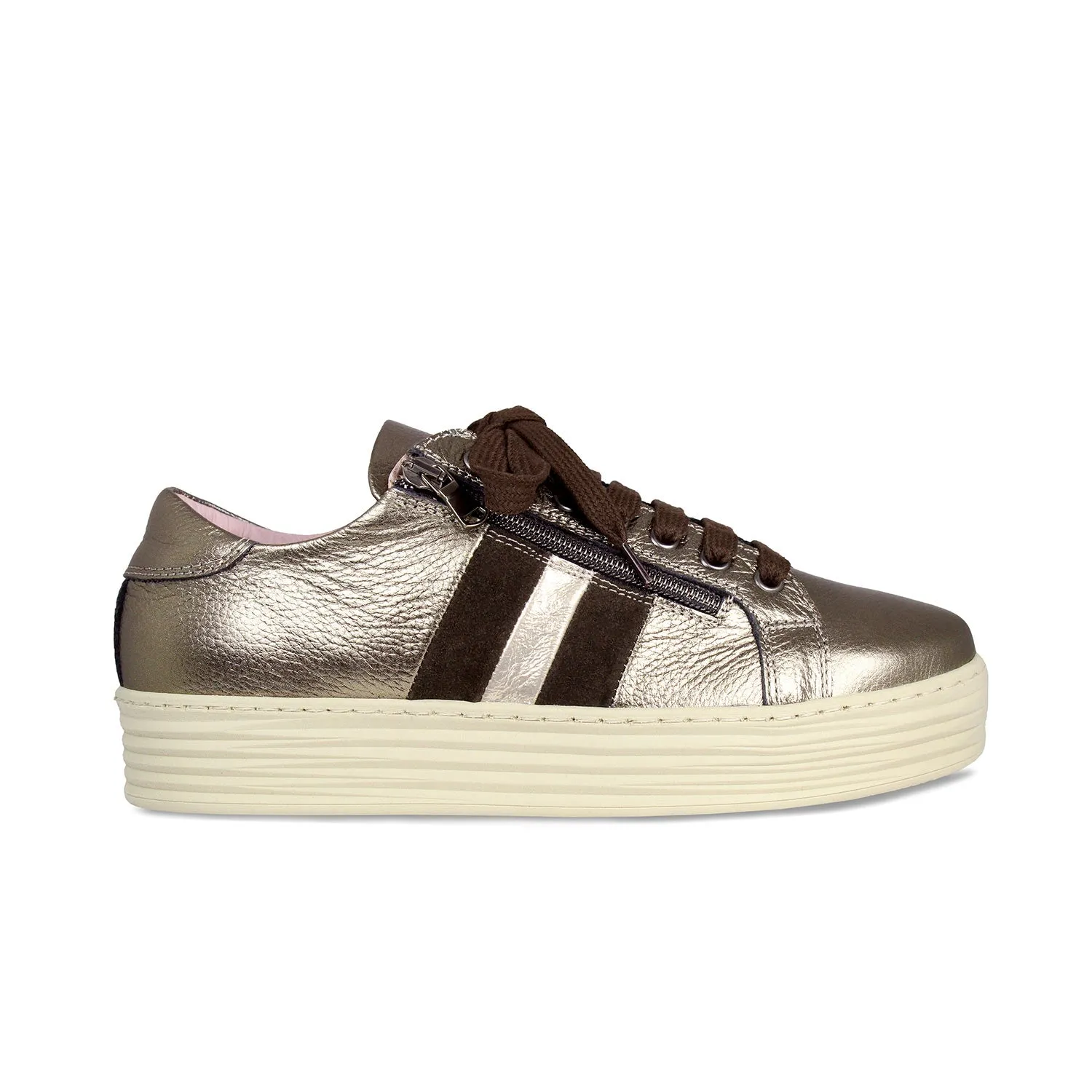 Hampton Stripe: Bronze Leather Campus Fit Textured Surface