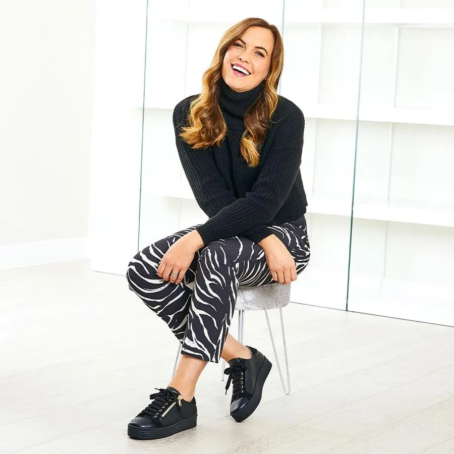 Hook And Loop Ergonomic Design Harley: Black Leather & Suede