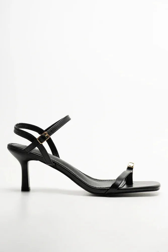 Toe Loop Heel Sandals Black Power Glam Tall Frame