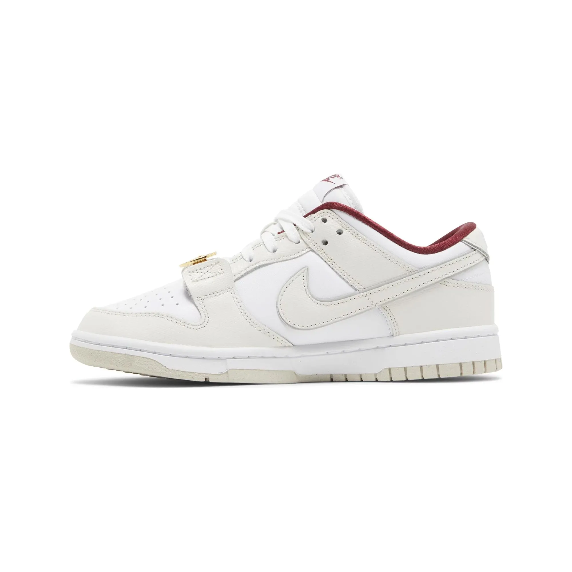 Nike Dunk Low SE 'Sisterhood' Women's (2023) Luxurious Comfort