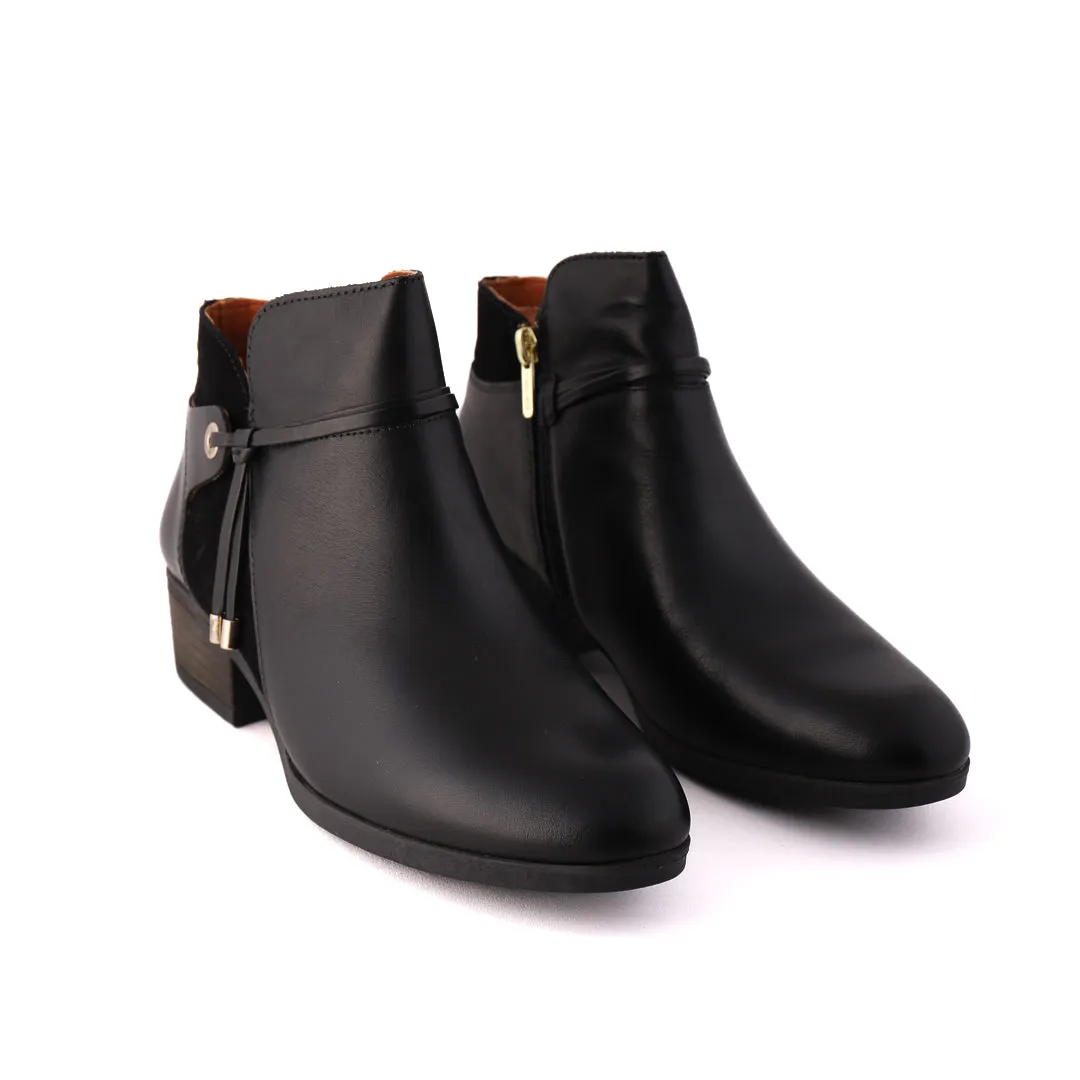 KIMBERLY Black Feather Light Mountain Climber Buckle Shine