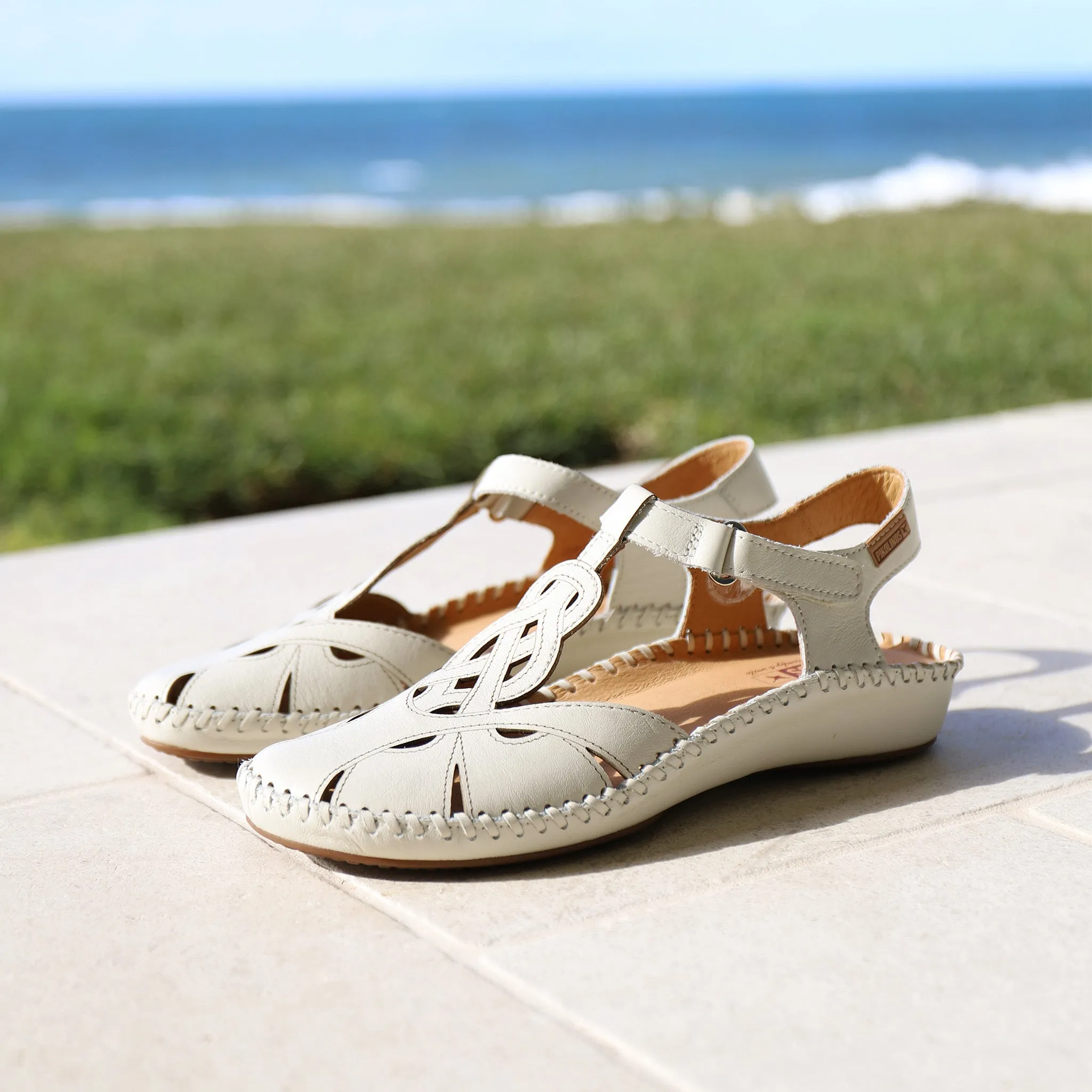 Shock Absorbing Technology KARA Off White