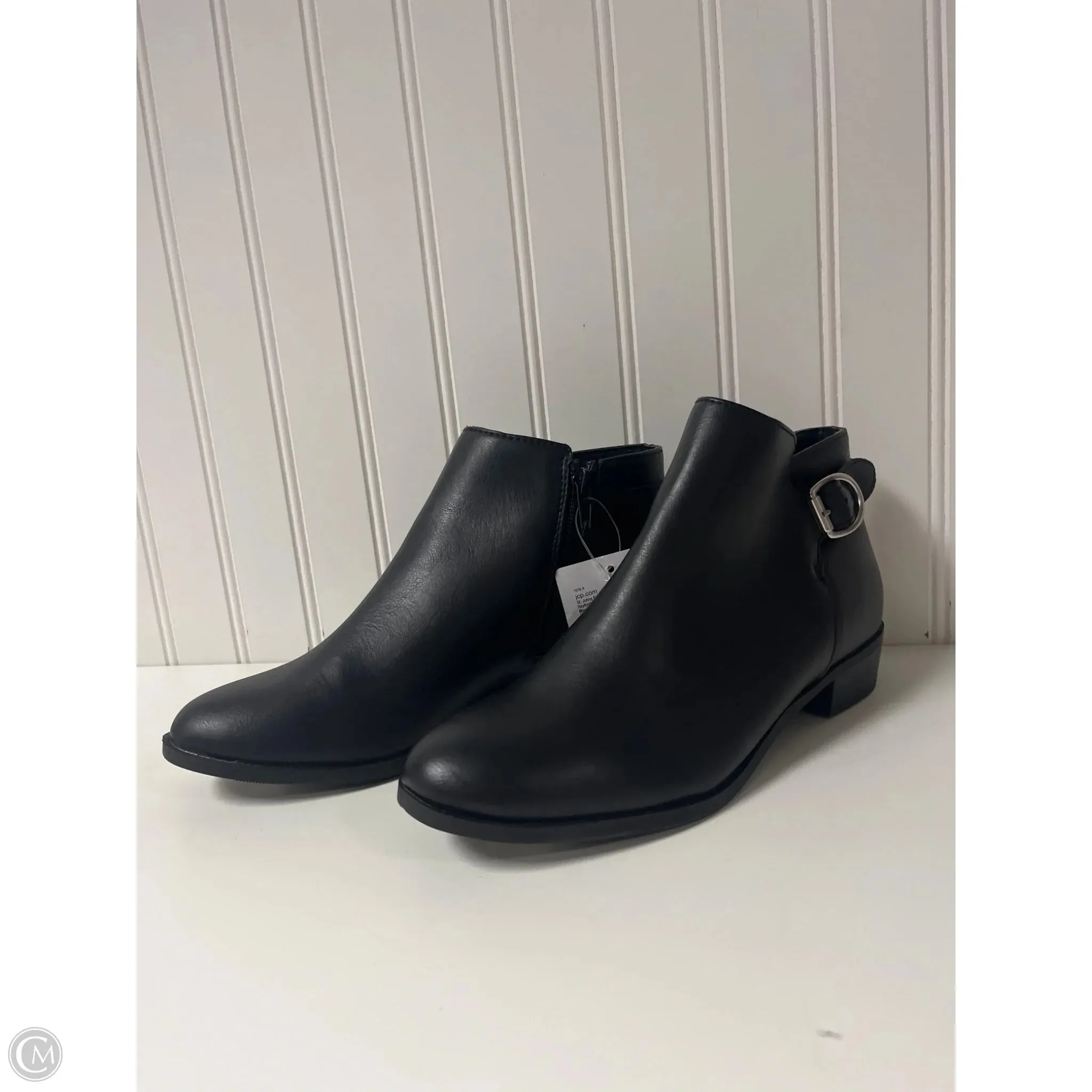 Unisex style Boots Ankle Heels By St Johns Bay In Black, Size: 6.5